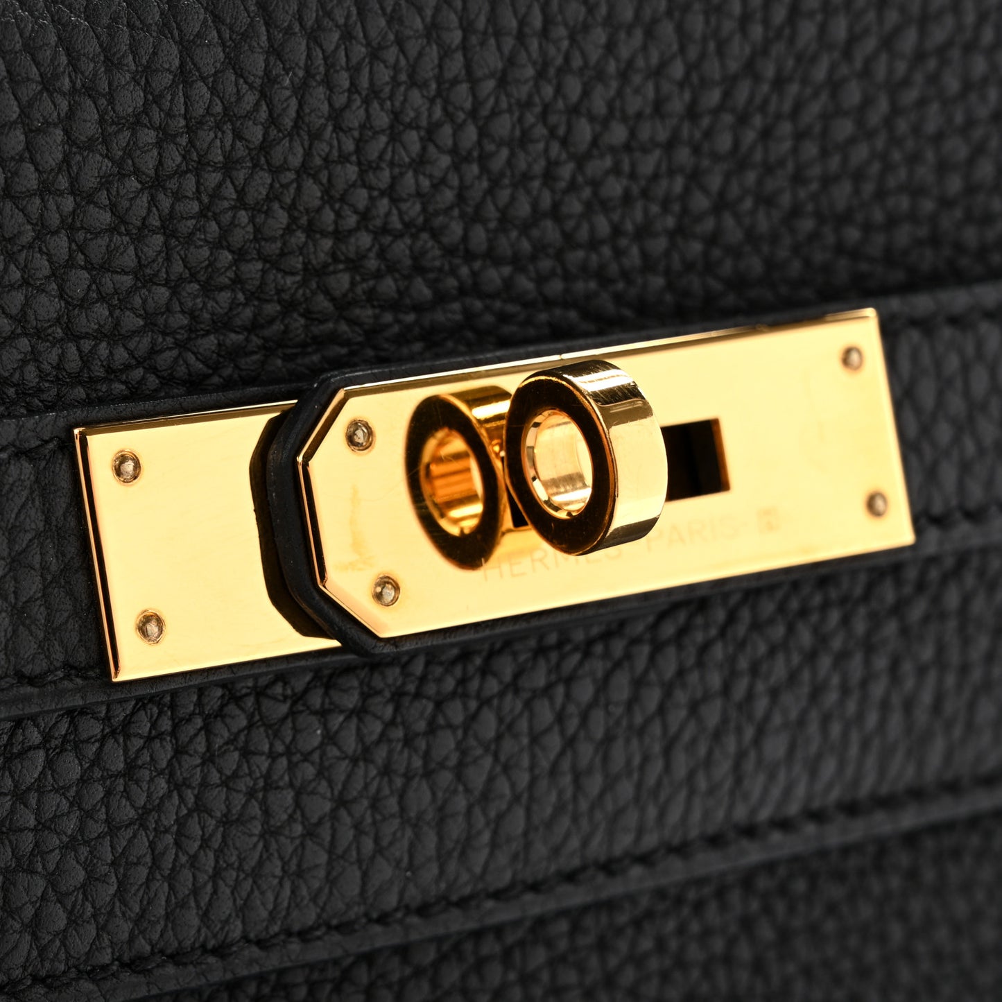 Togo Kelly Retourne 32 Black