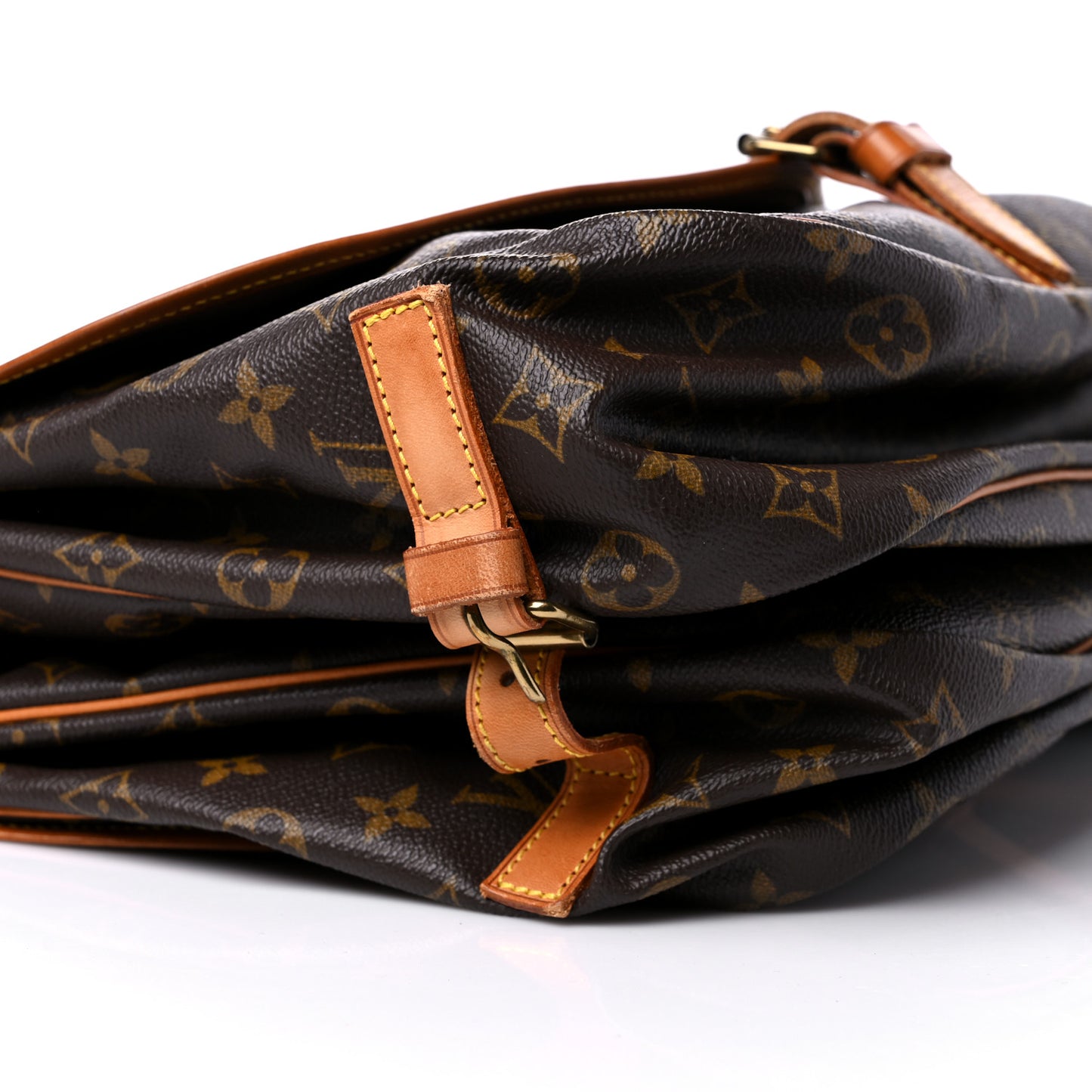 Monogram Saumur 35