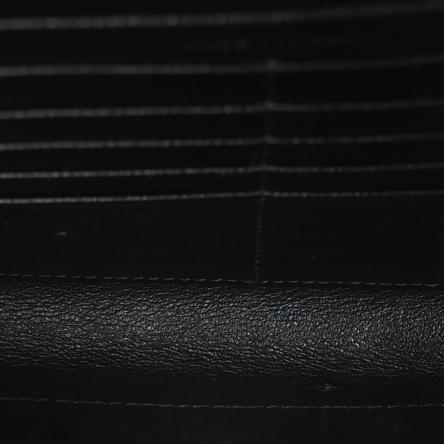 Grain De Poudre Matelasse Chevron Monogram Chain Wallet Black