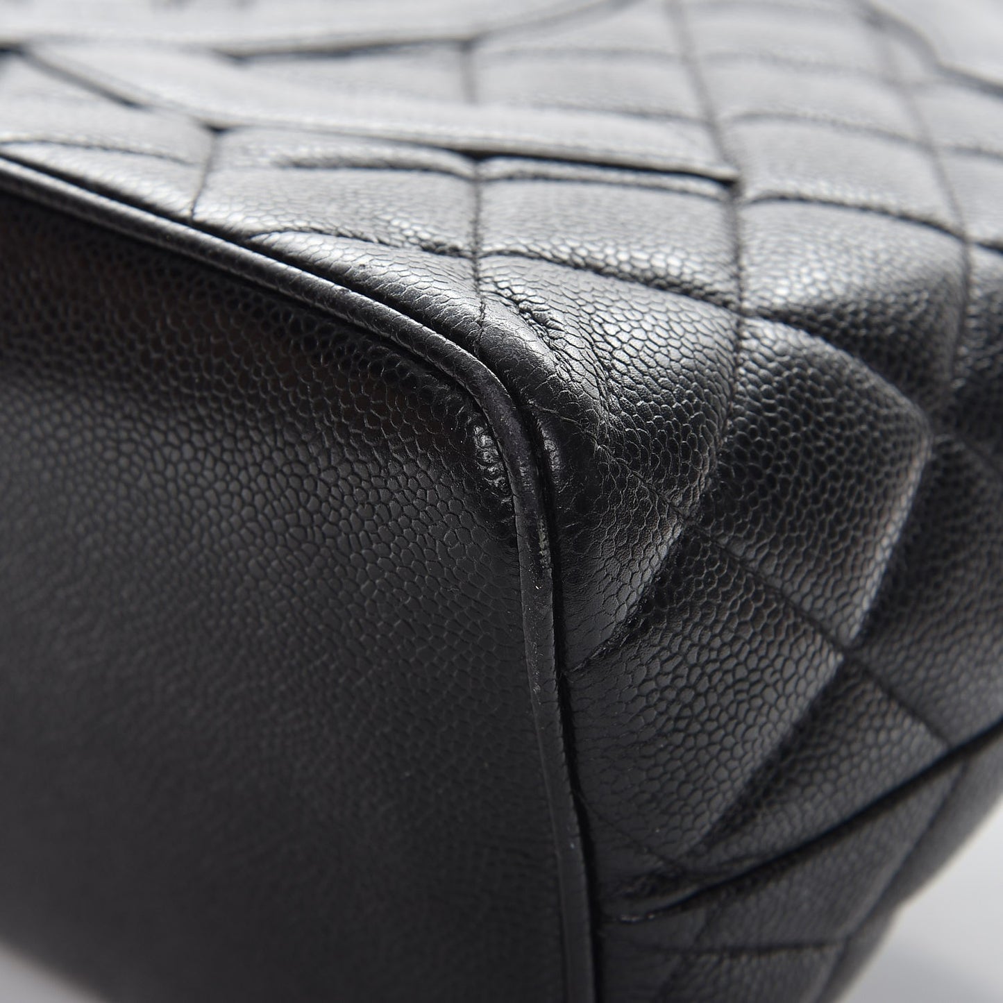 Caviar Quilted Medallion Tote Black
