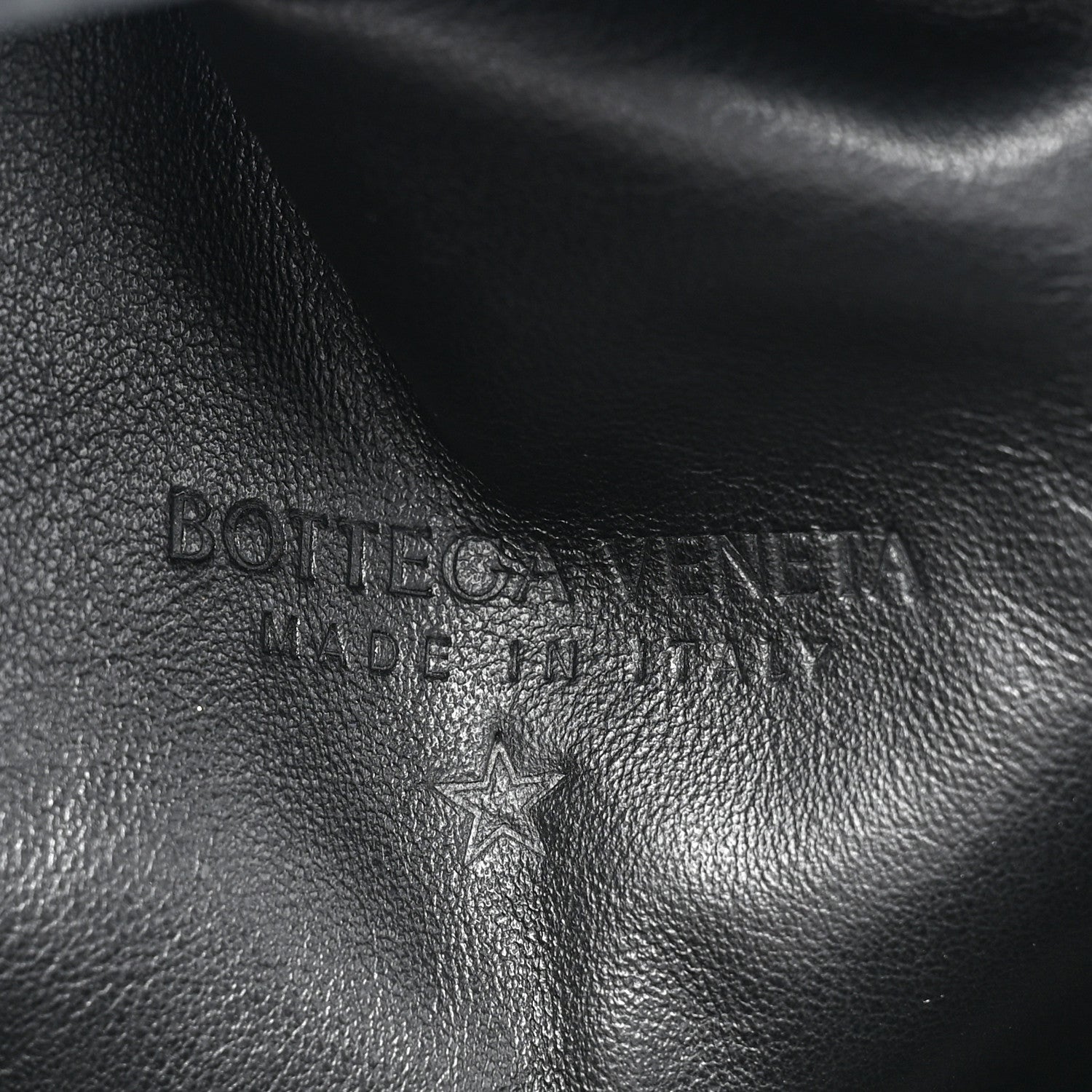 Bottega Veneta Metallic Bark Calfskin Embossed The Pouch Oversized Clutch Silver 6 of 8