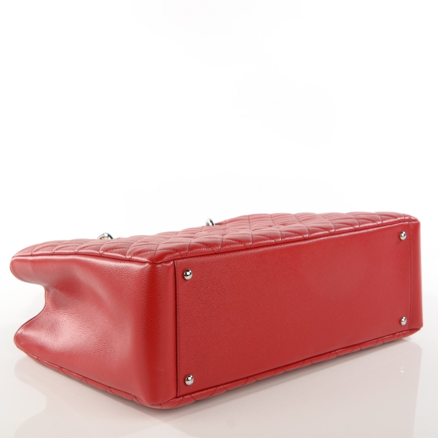 Caviar Quilted XL Grand Shopping Tote GST Red