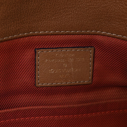 Louis Vuitton Monogram Underground Messenger Mastic 6 of 10
