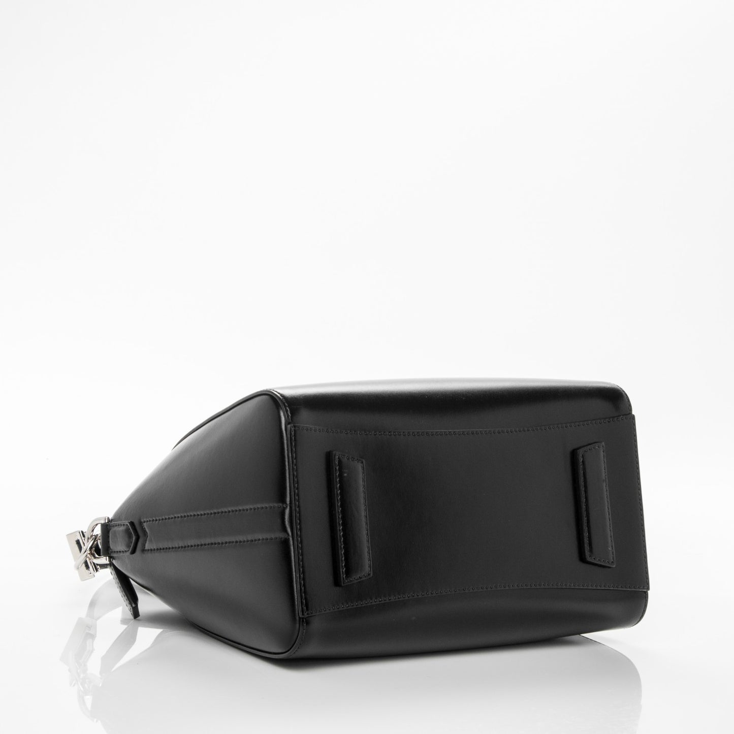 Shiny Lord Calfskin Small Antigona Black