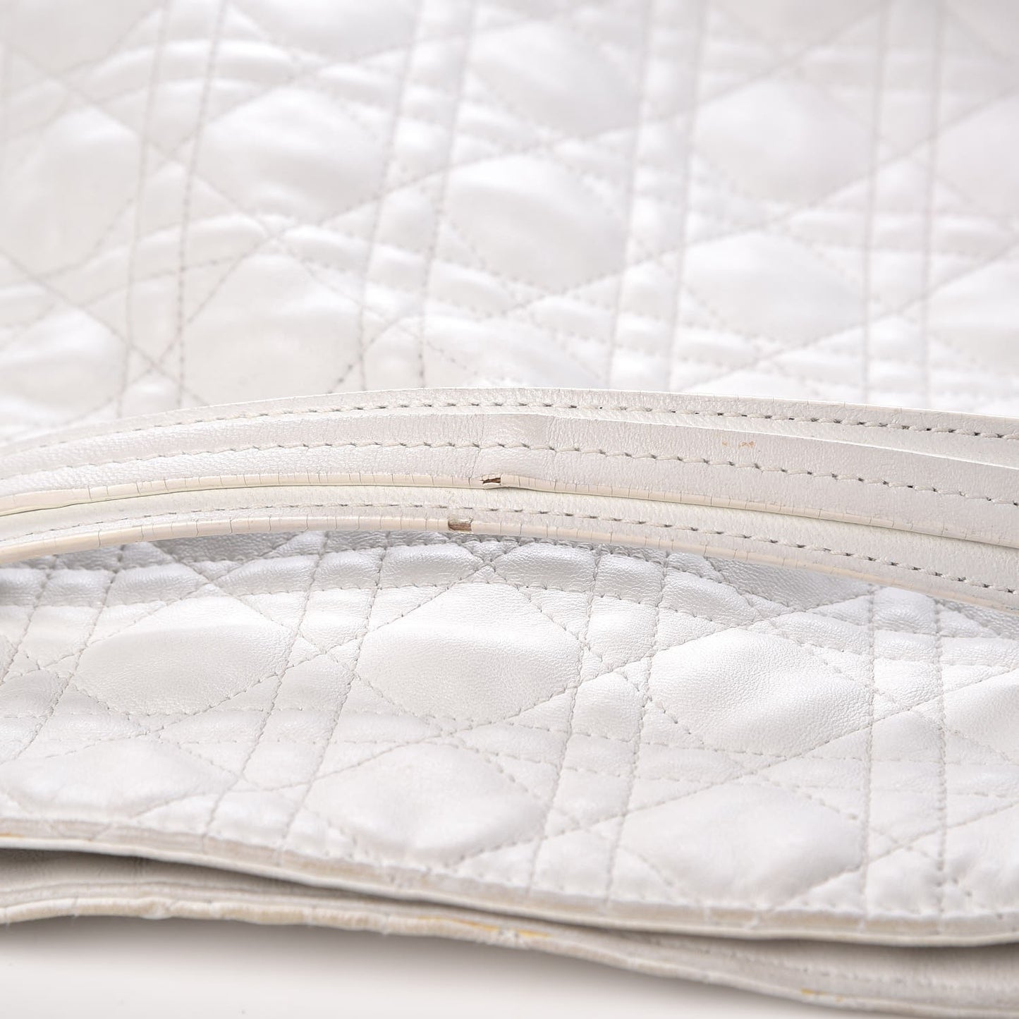 Lambskin Cannage Large Dior Soft Hobo White