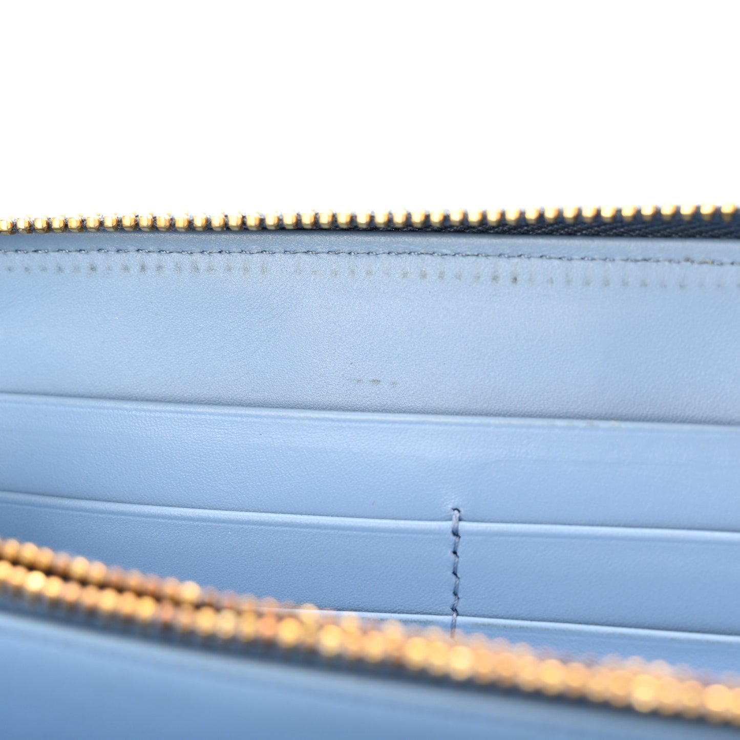 Saffiano Vernice Fiocco Bow Zip Around Wallet Fiordaliso