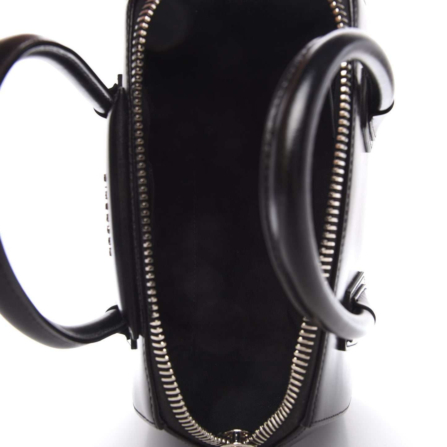 Shiny Lord Calfskin Small Antigona Black