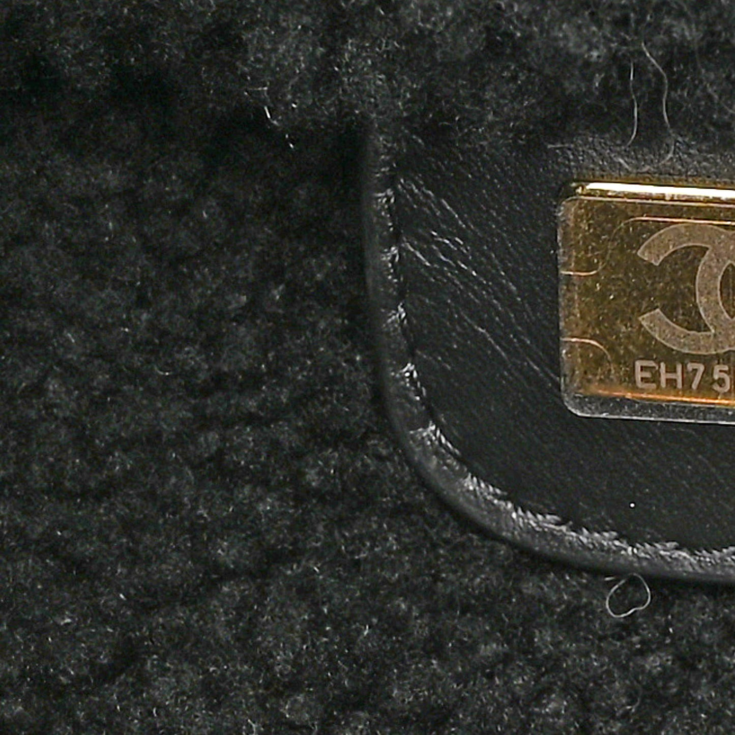 Aged Lambskin Shearling Quilted Small Chanel 22 Black