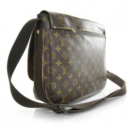 Louis Vuitton Monogram Beaubourg MM Messenger Bag 3 of 8