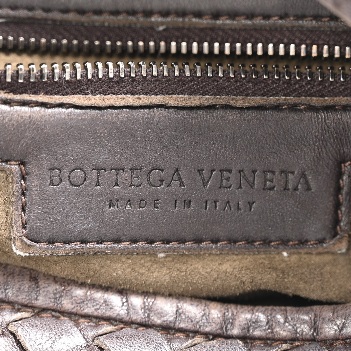 Nappa Intrecciato Medium Veneta Hobo Ebano