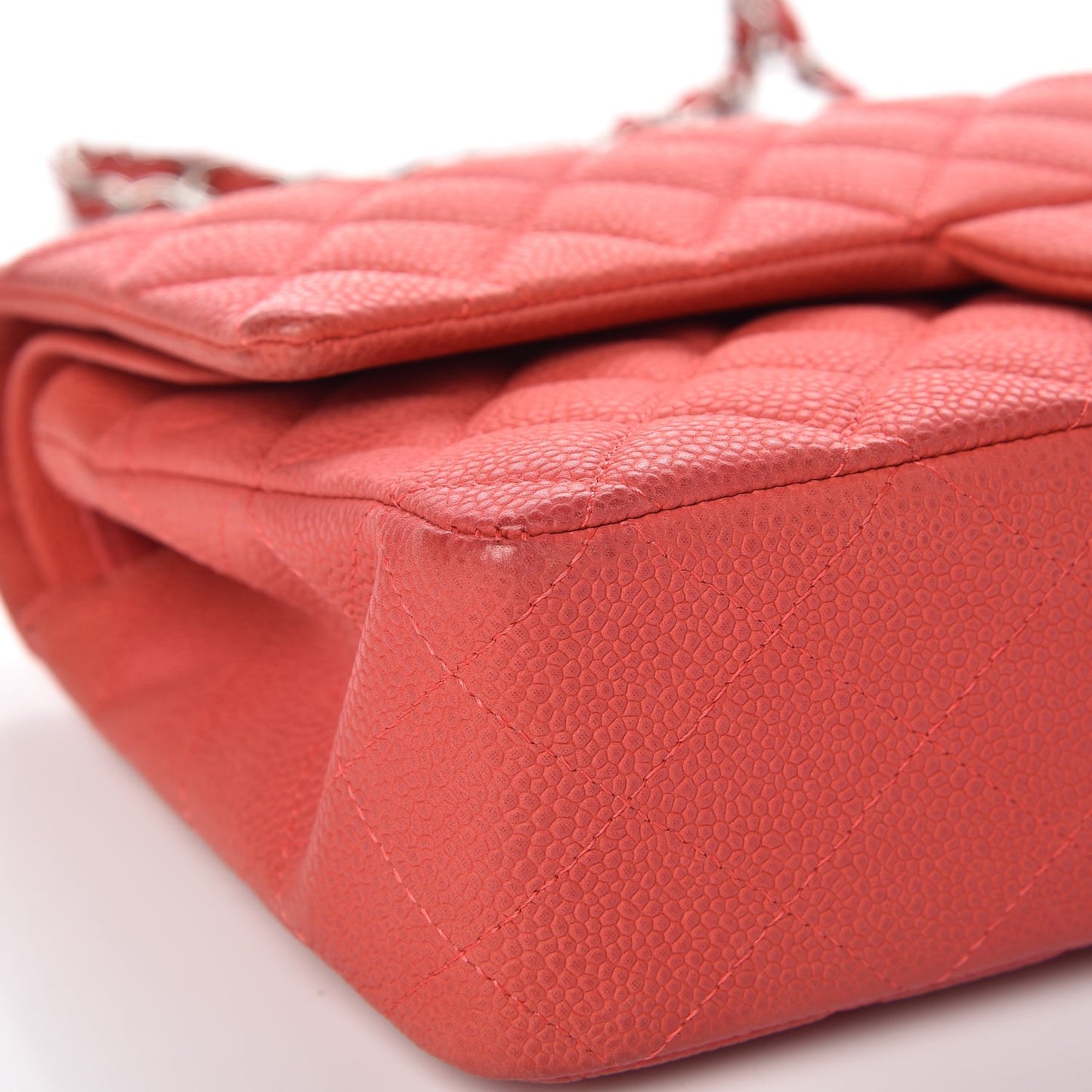 Iridescent Caviar Quilted Medium Double Flap Dark Pink