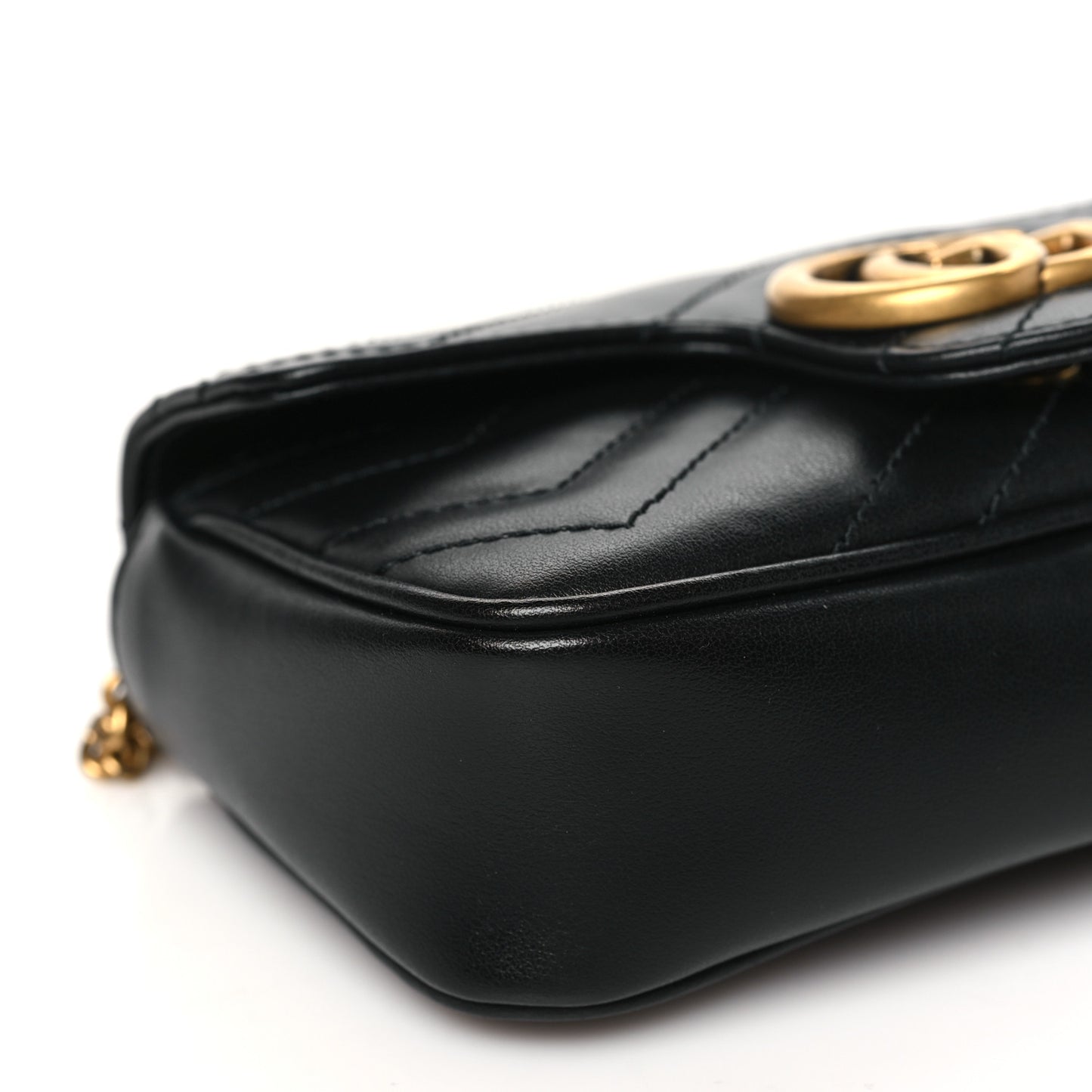Calfskin Matelasse Super Mini GG Marmont Shoulder Bag Black
