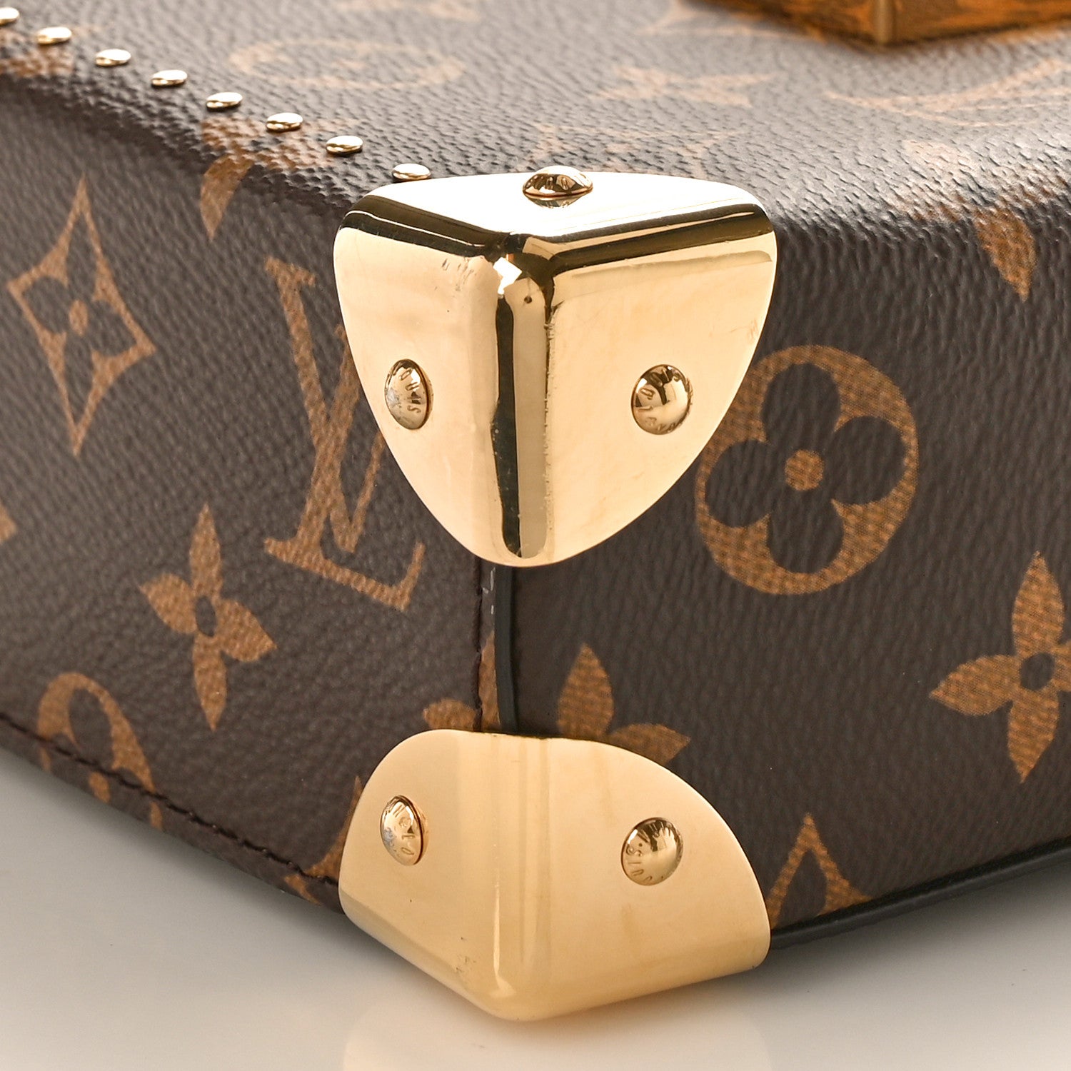 Louis Vuitton Reverse Monogram Camera Box NM 9 of 9