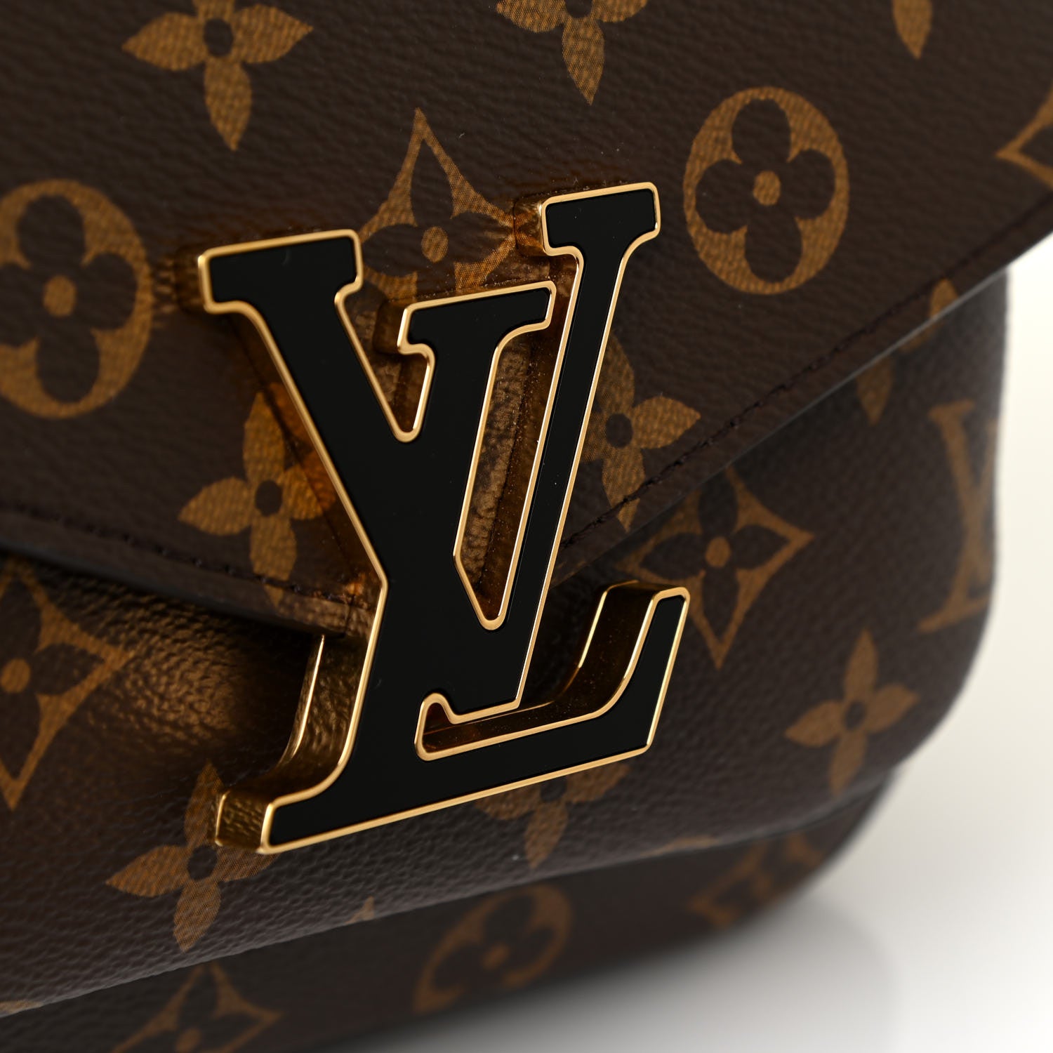 Louis Vuitton Monogram Passy 10 of 14