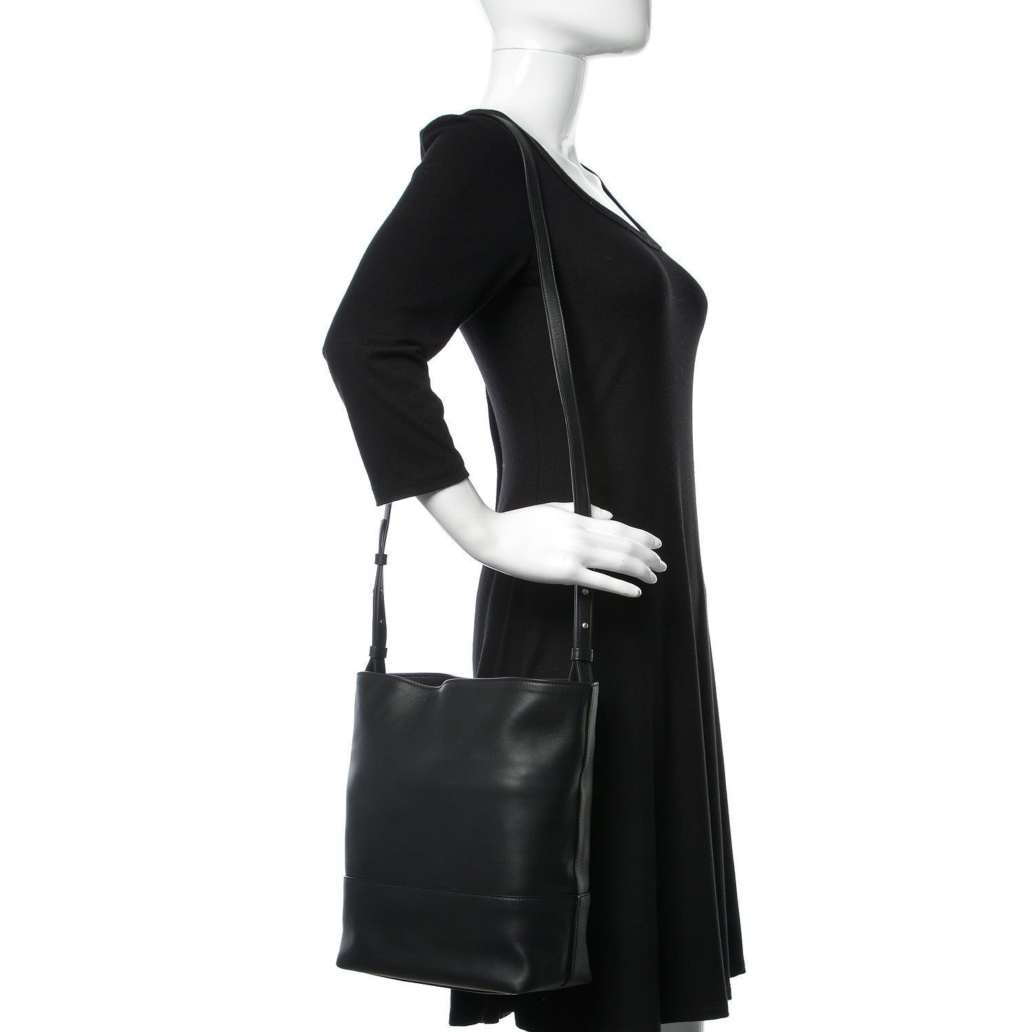 Bottega Veneta Smooth Matte Calfskin Bucket Bag Black 2 of 10