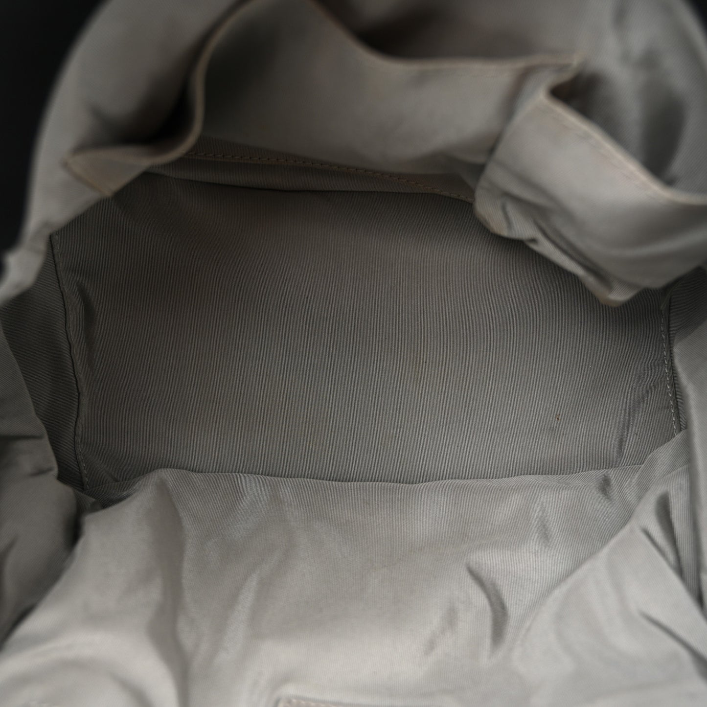 Calfskin Medium On the Bund Flap Black