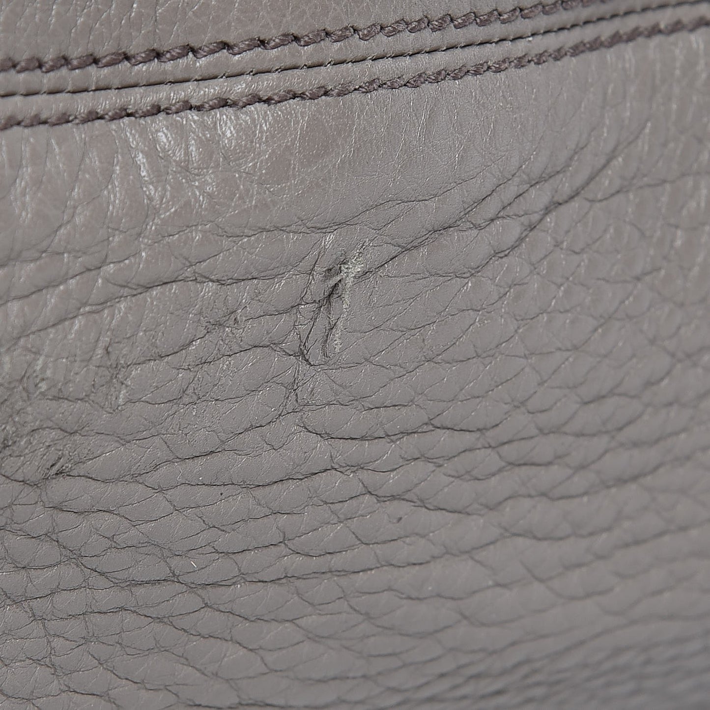 Pebbled Calfskin Large Soho Hobo New Fango