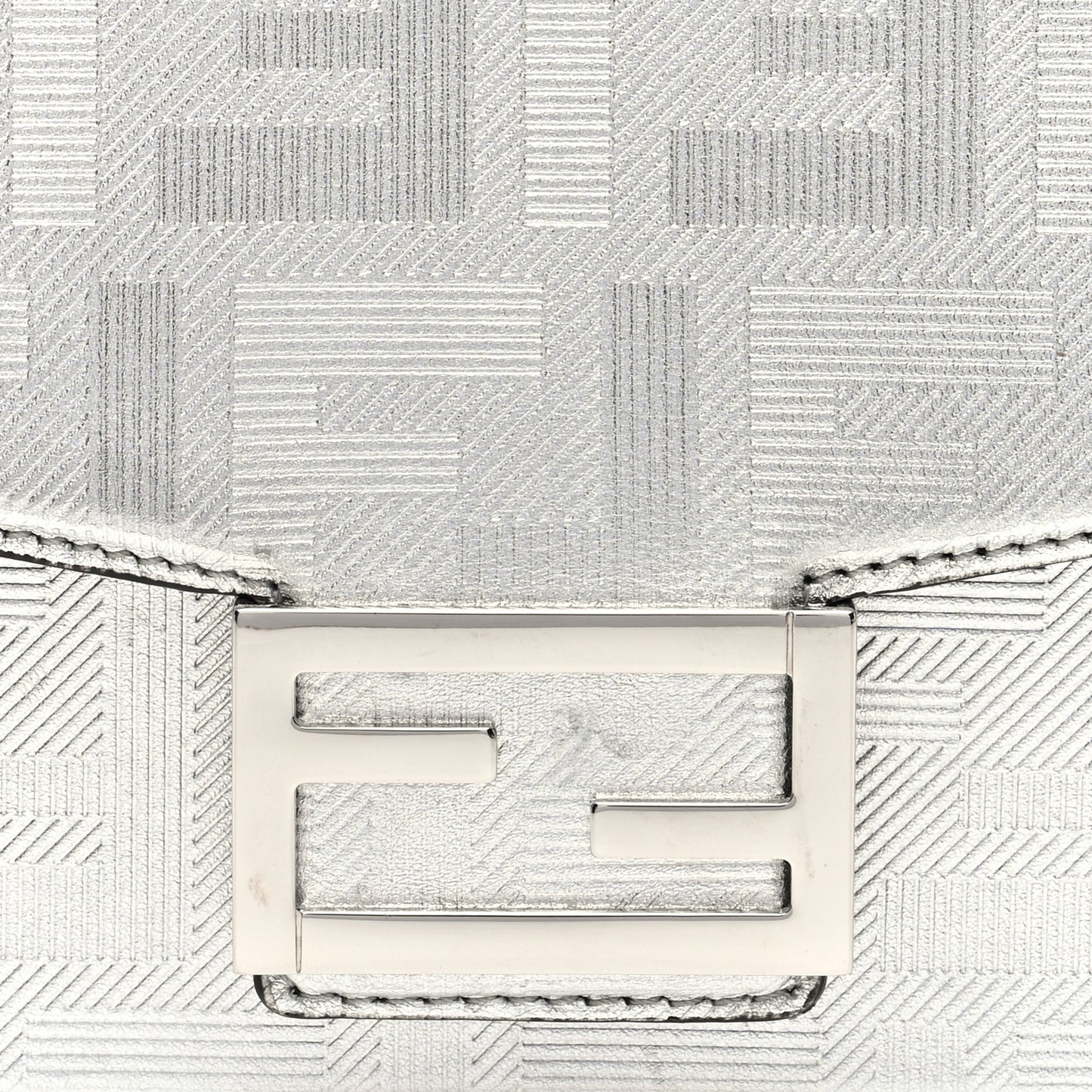 Vitello Catalan Mirror FF 1974 Baguette Soft Trunk Argento