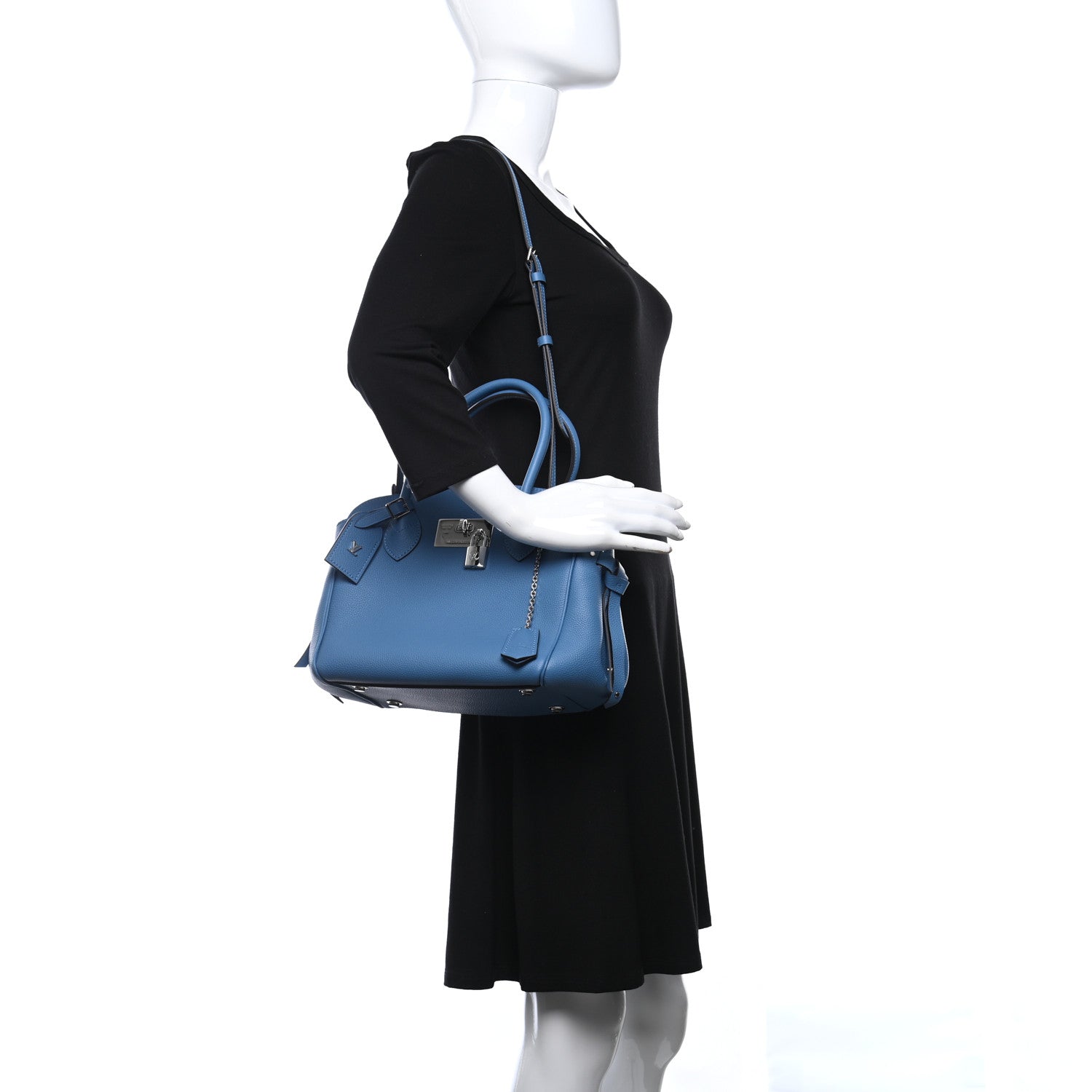 Louis Vuitton Veau Nuage Milla PM Blue Denim 2 of 8