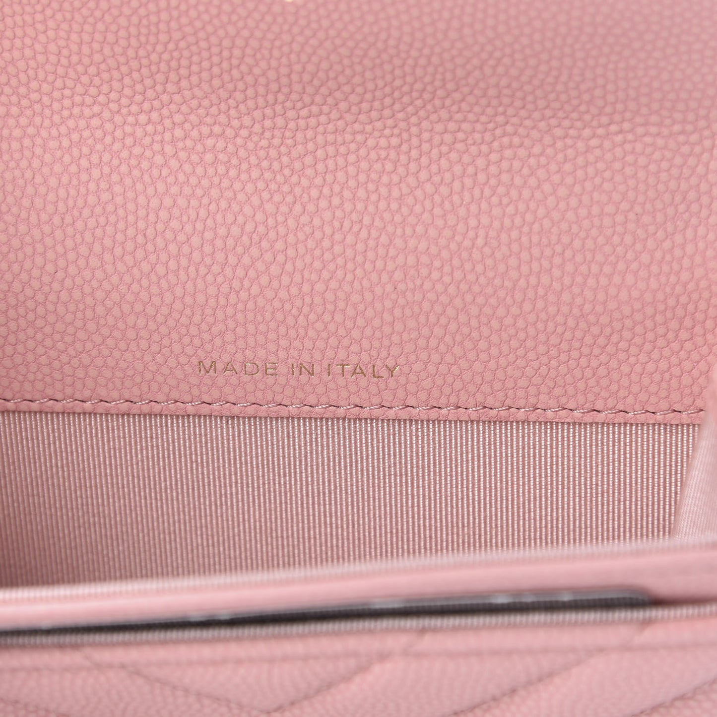 Matte Caviar Chevron Quilted Flap Card Holder Pink
