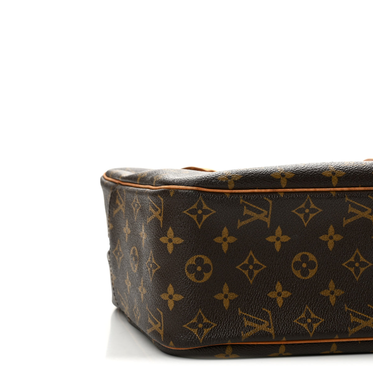 Monogram Cite GM