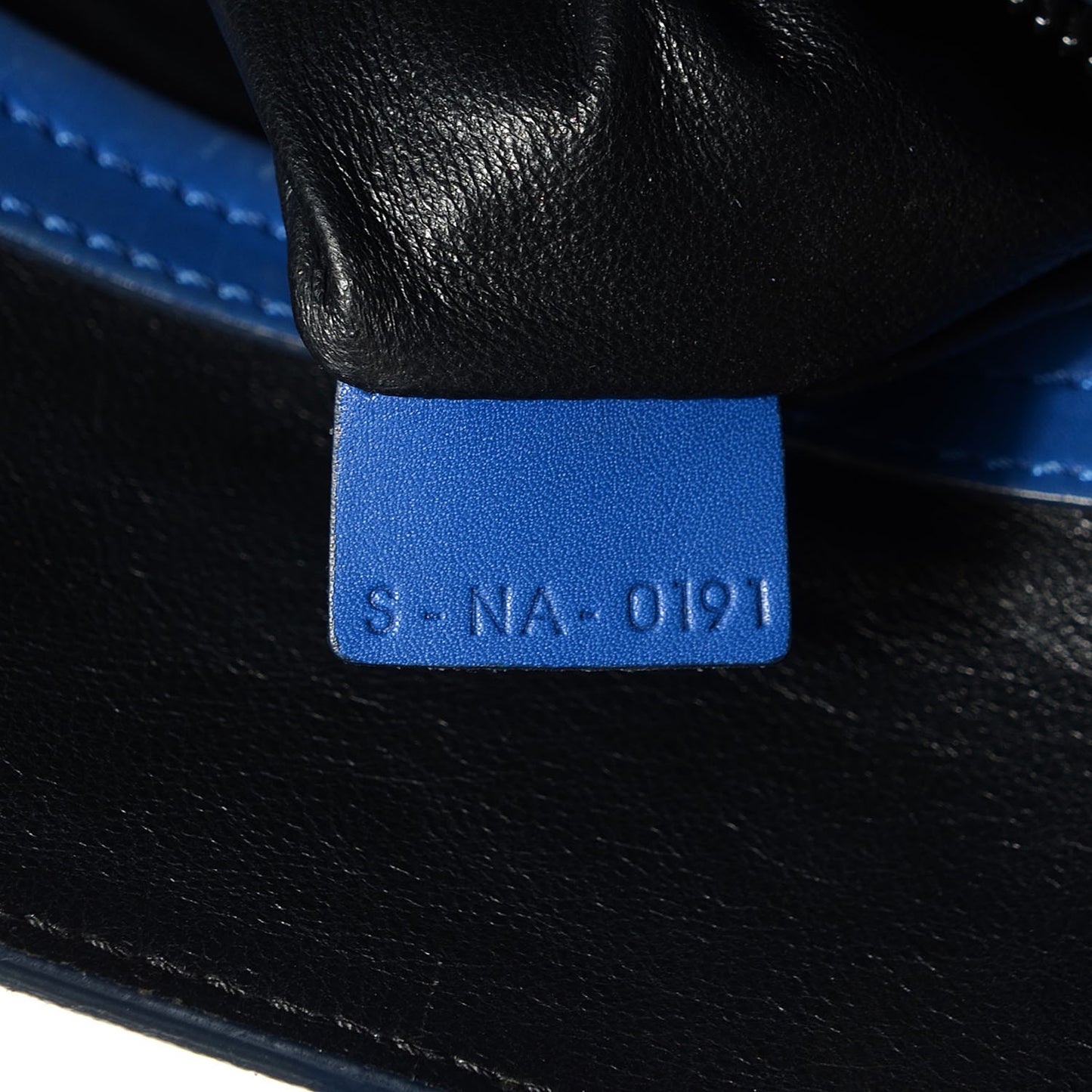 Suede Medium Phantom Luggage Royal Blue