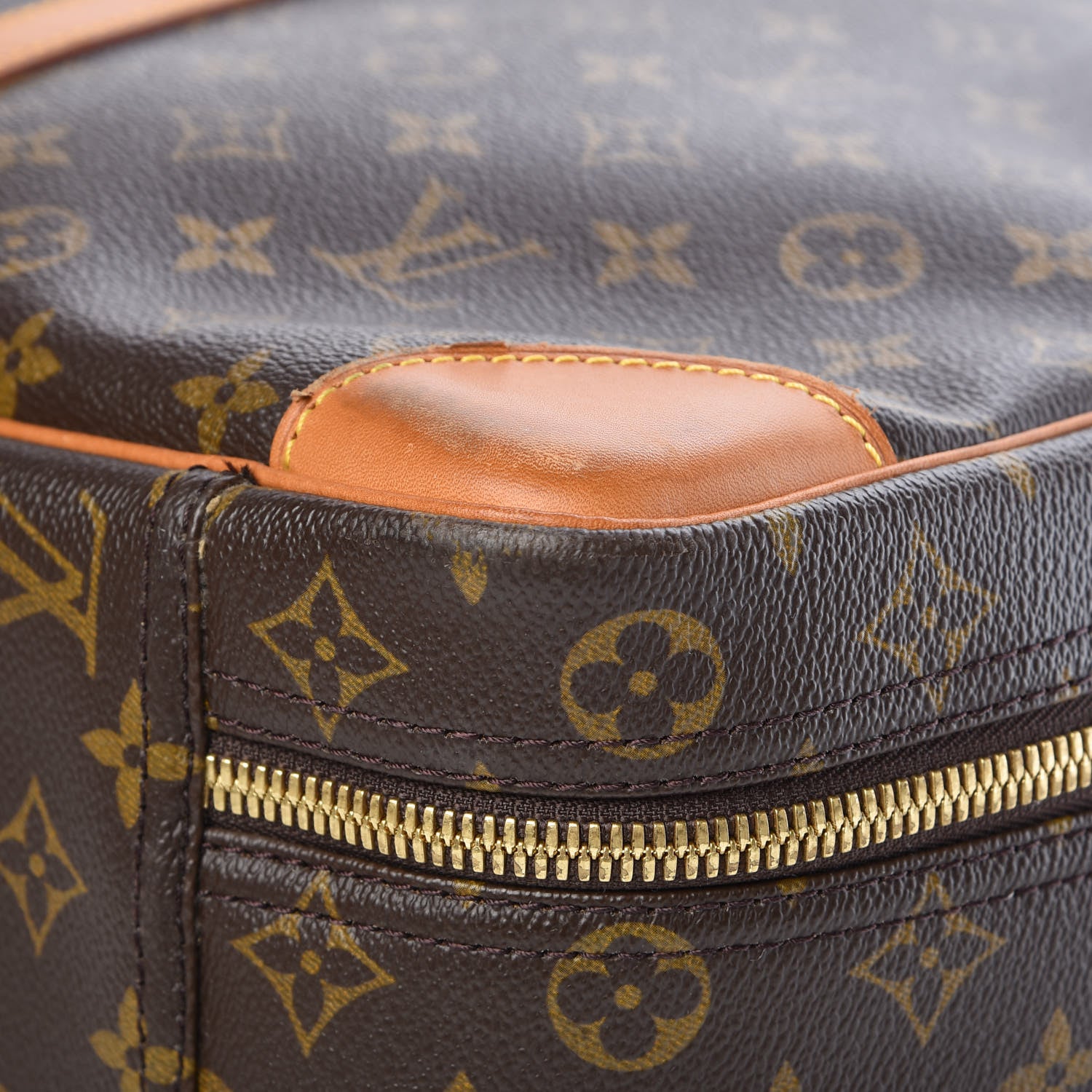 Louis Vuitton Monogram Sirius 50 28 of 28