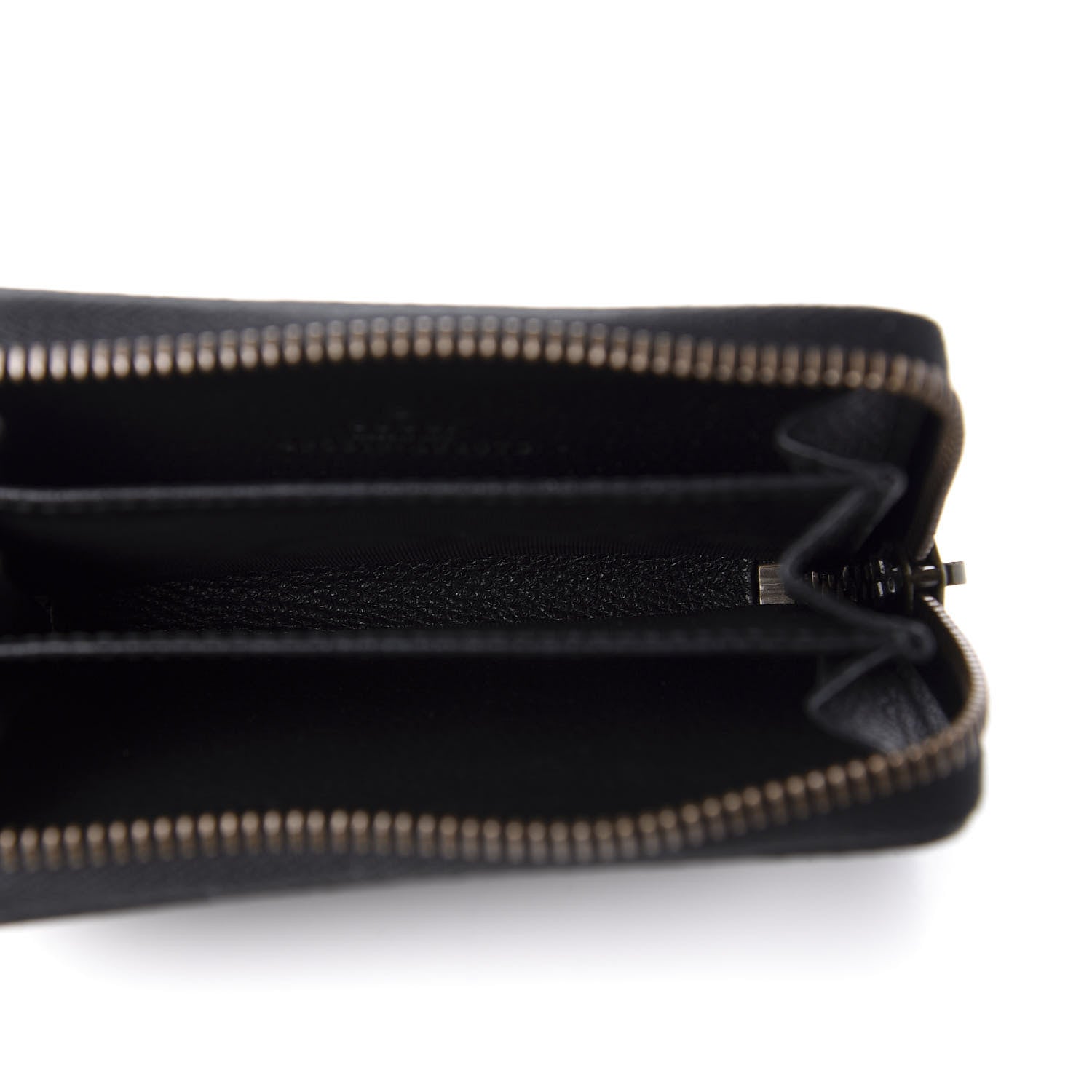 Gucci Calfskin Logo Zip Around Card Case Black 4 of 8
