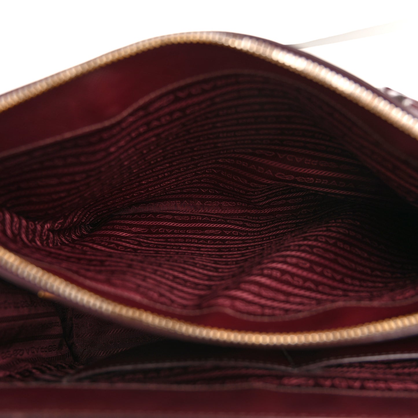 Saffiano Vernice Medium Galleria Double Zip Cerise