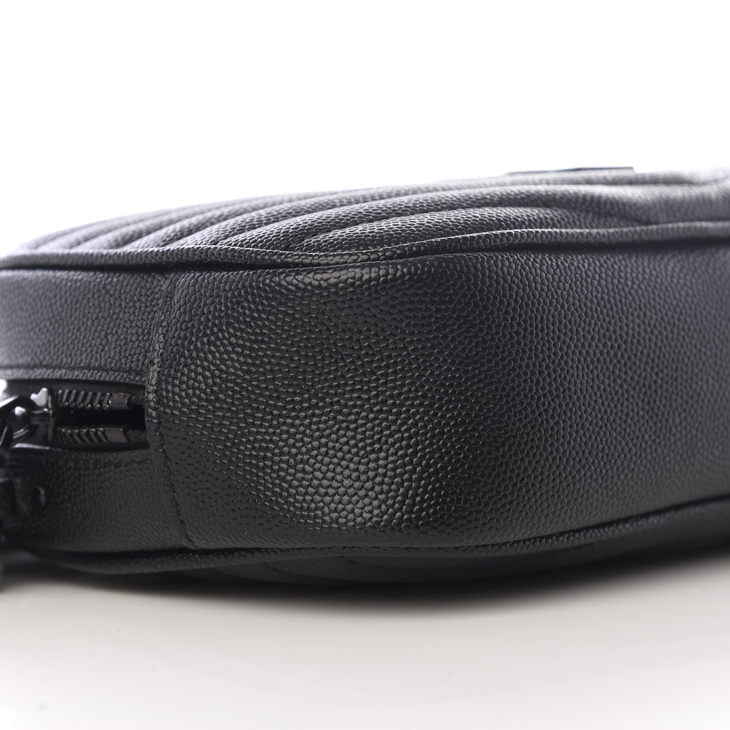 Saint Laurent Grain De Poudre Matelasse Monogram Mini Lou Camera Bag Black 5 of 9