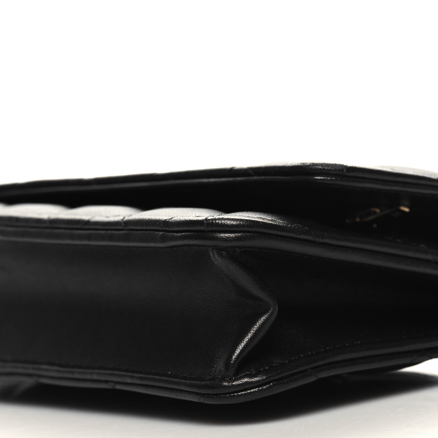 Lambskin Quilted Wallet On Chain WOC Black