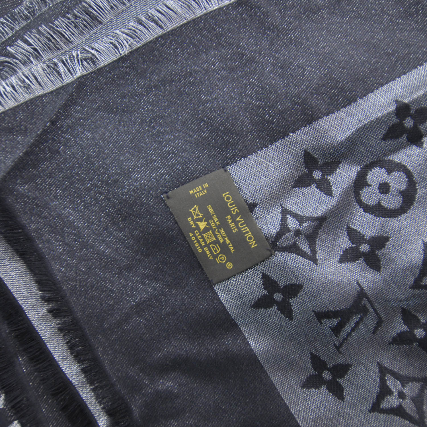 Louis Vuitton Monogram Lurex Shawl Black 3 of 4