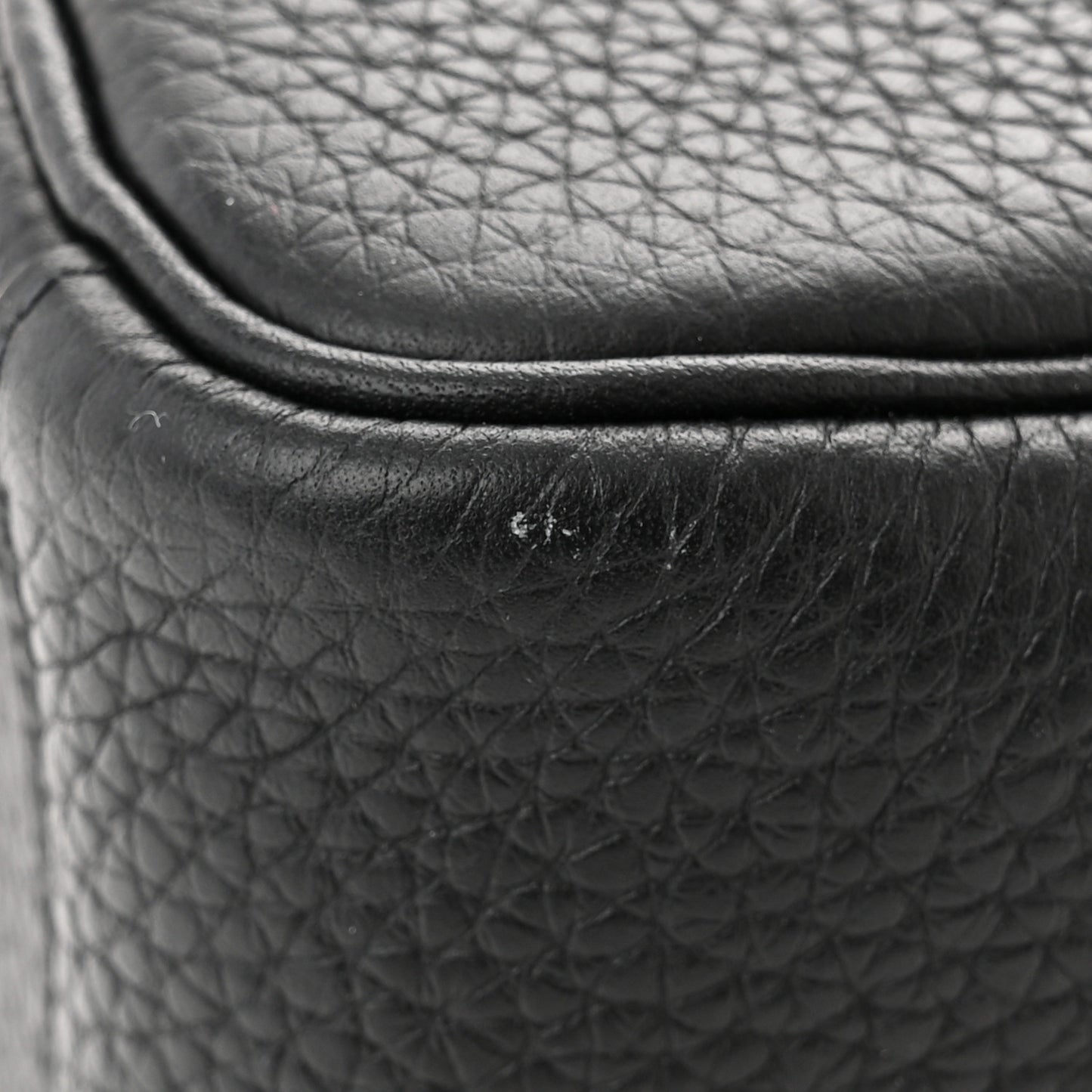Taurillon Clemence Lindy 26 Black