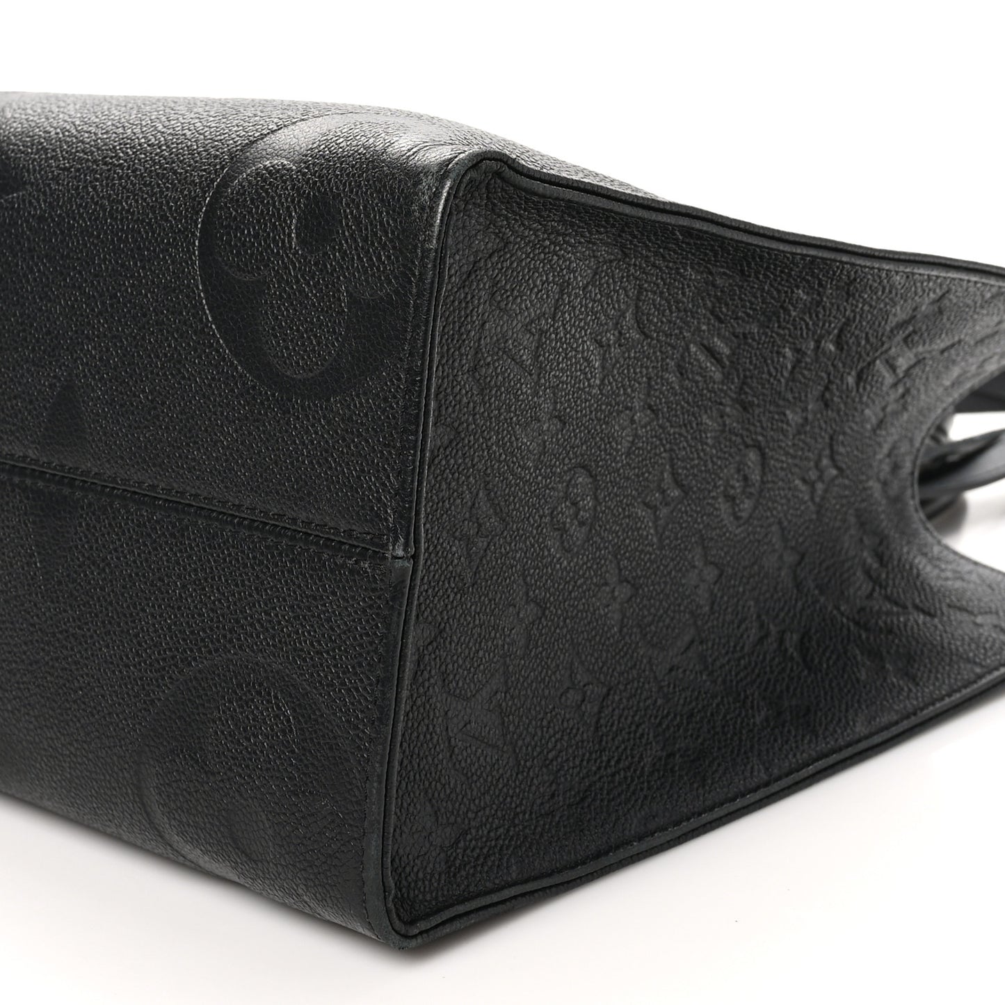Empreinte Monogram Giant Onthego MM Black
