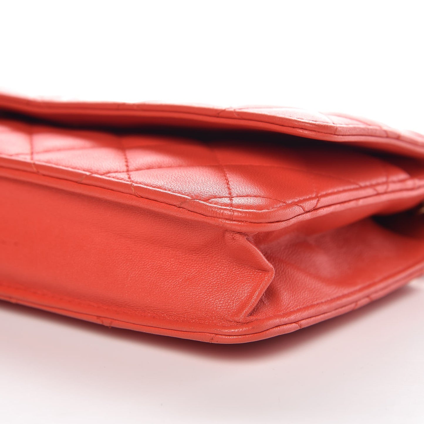 Lambskin Quilted Wallet On Chain WOC Red