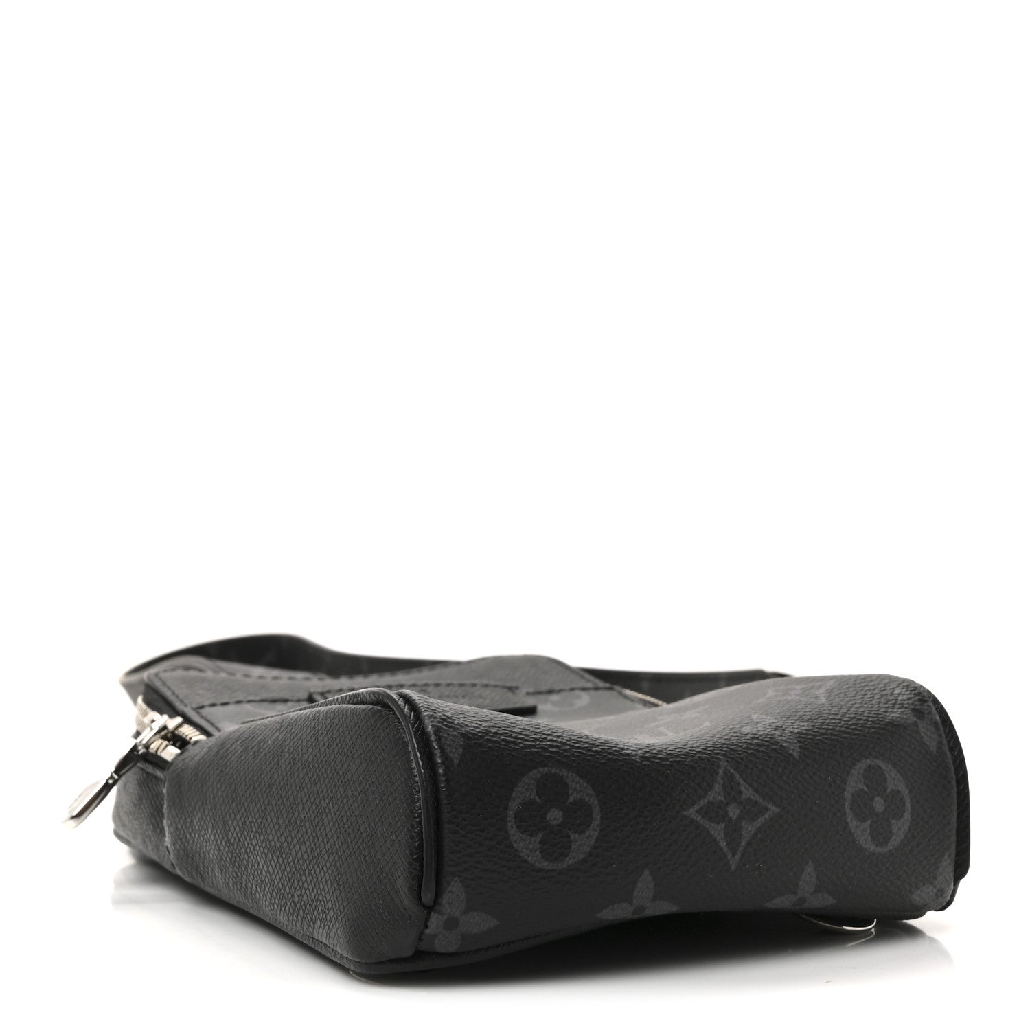 Louis Vuitton Taigarama Outdoor Slingbag Black 4 of 10