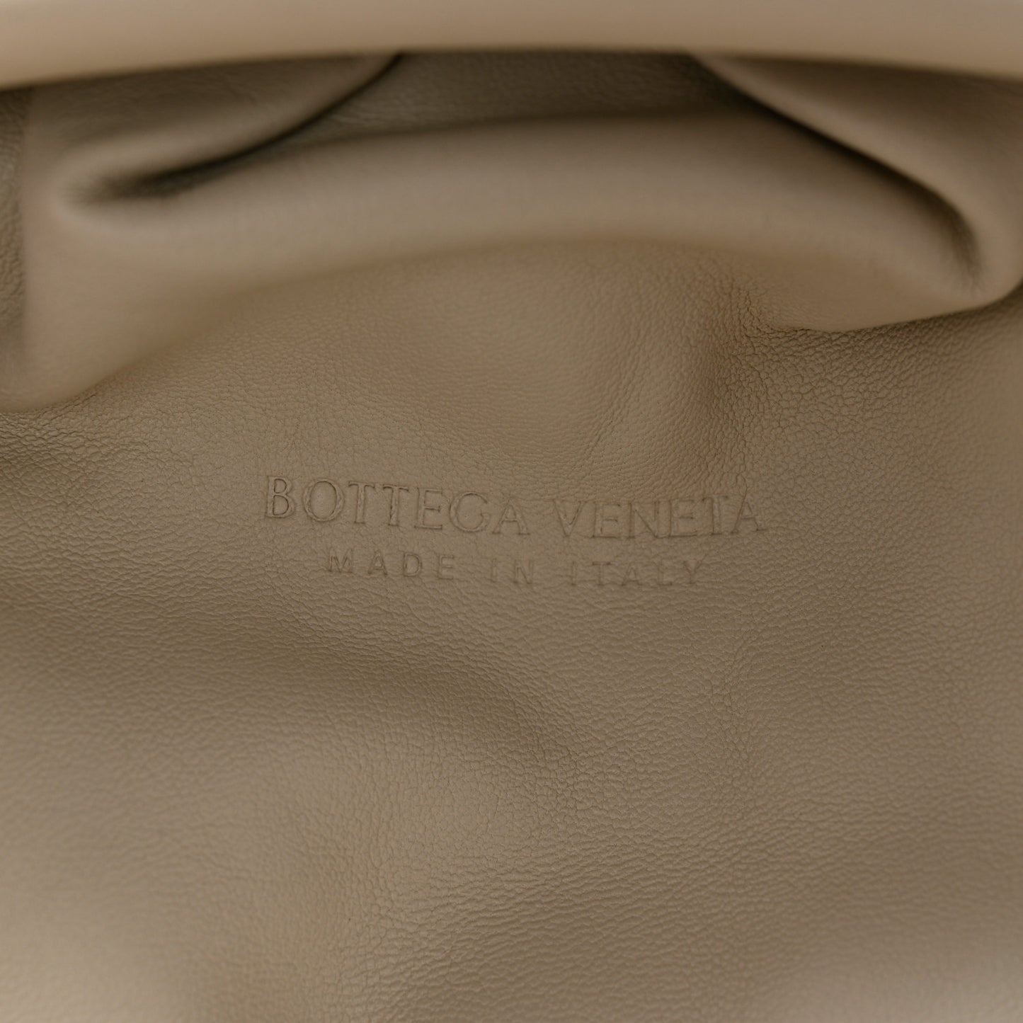 Nappa Maxi Intrecciato The Pouch Oversized Clutch Plaster