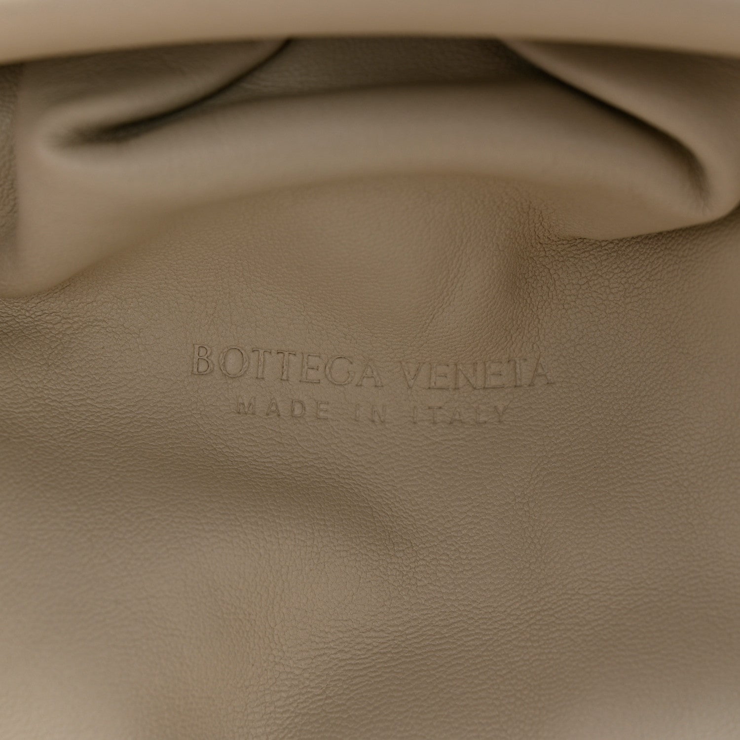 Bottega Veneta Nappa Maxi Intrecciato The Pouch Oversized Clutch Plaster 6 of 12