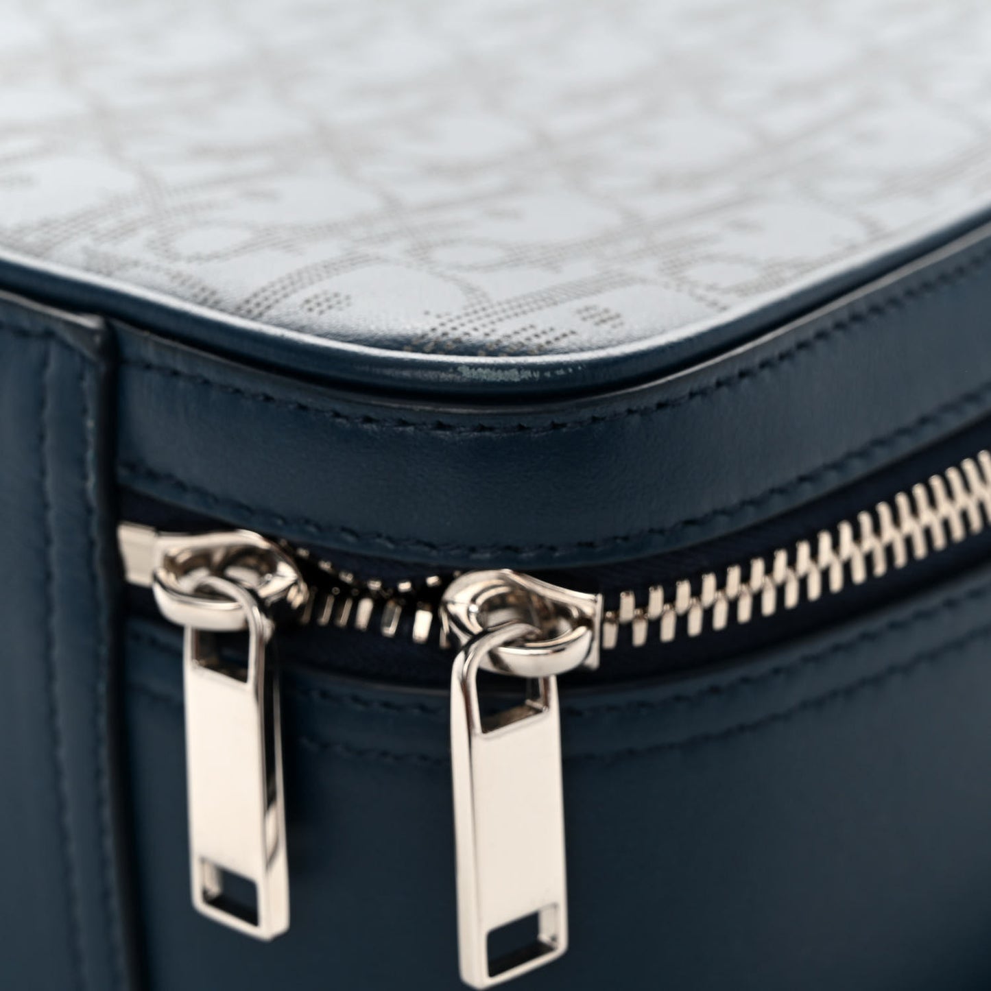 Calfskin Perforated Oblique Galaxy Marsupio World Tour Pelle Sling Navy Blue