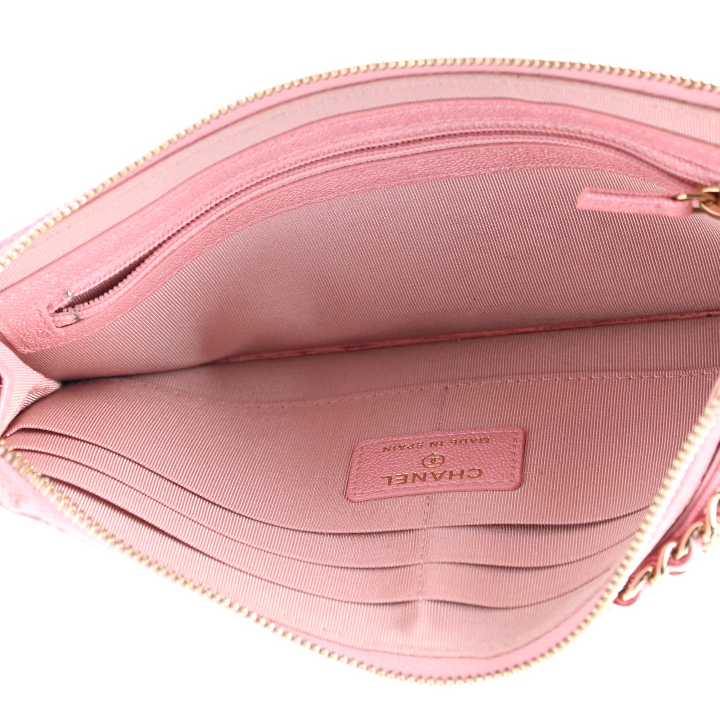Iridescent Caviar Quilted Classic Pouch With Handle Rose Pink