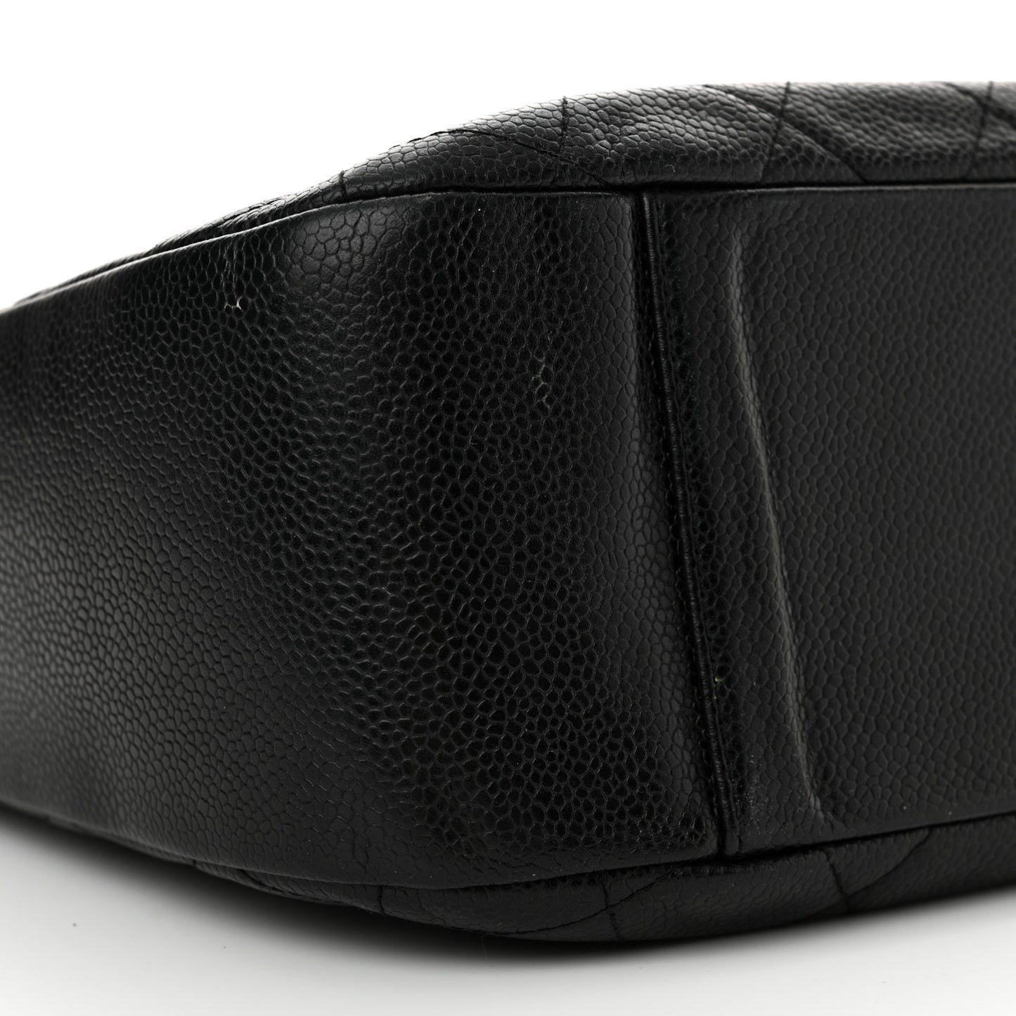 Caviar Quilted Timeless CC Shoulder Bag Black