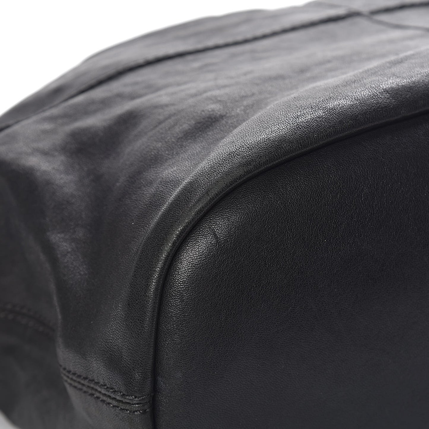 Lambskin Medium Nightingale Black