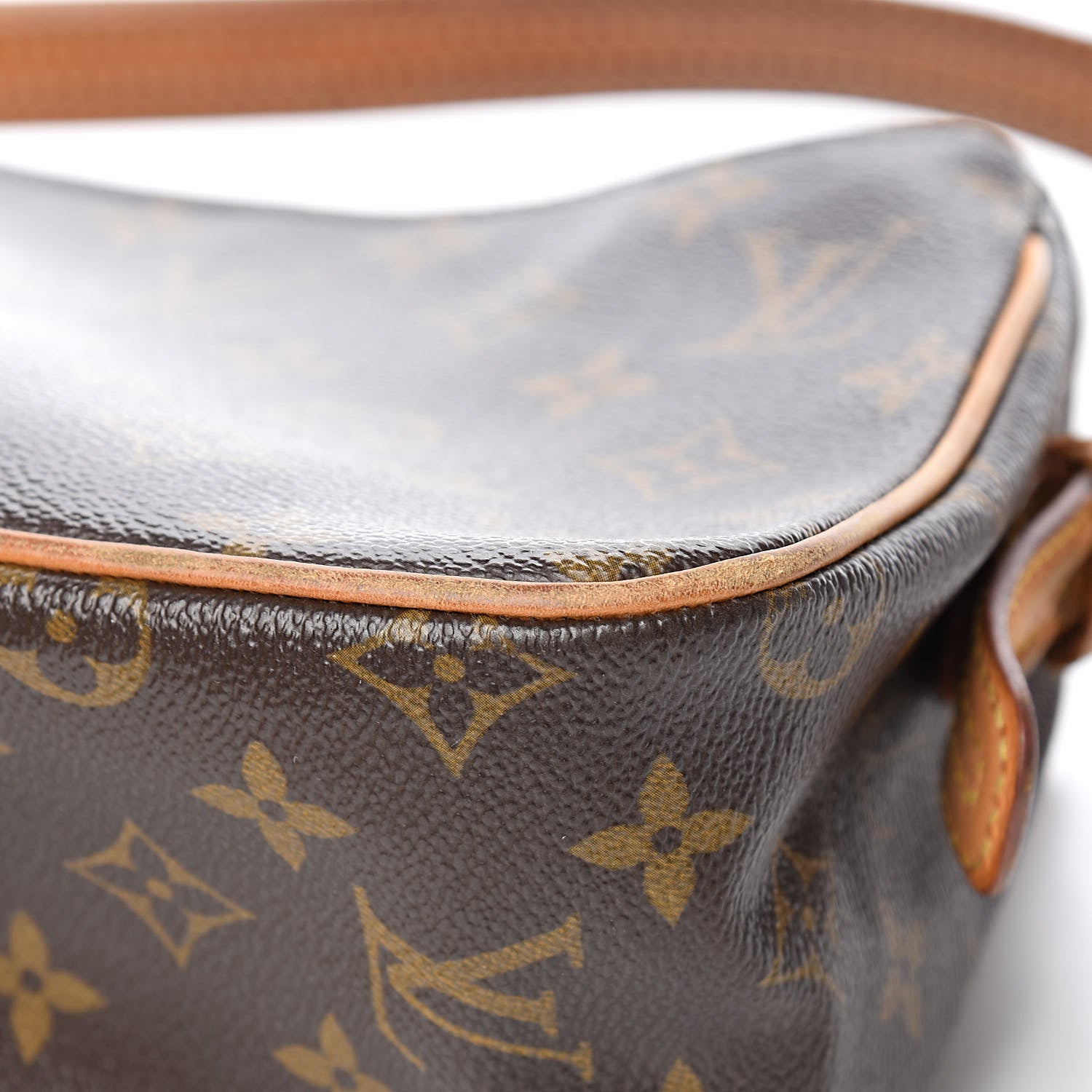 Louis Vuitton Monogram Viva-Cite MM 11 of 14