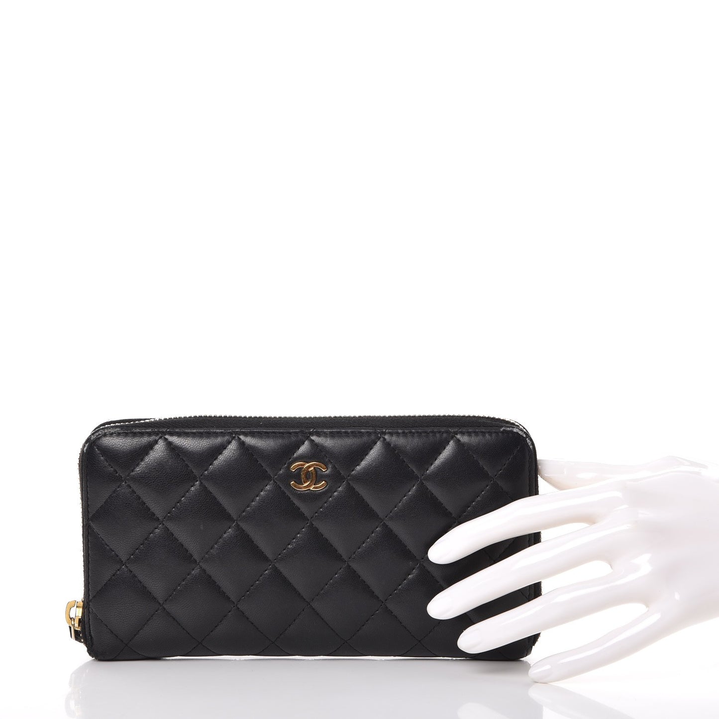 Lambskin Quilted Large Gusset Zip Around Wallet Black