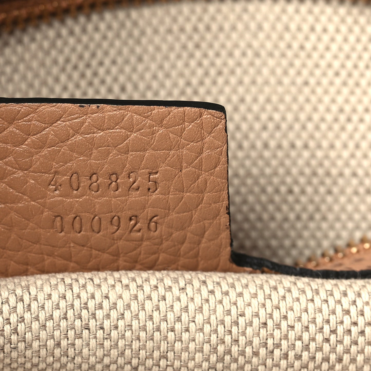 Pebbled Calfskin Large Soho Hobo Camelia