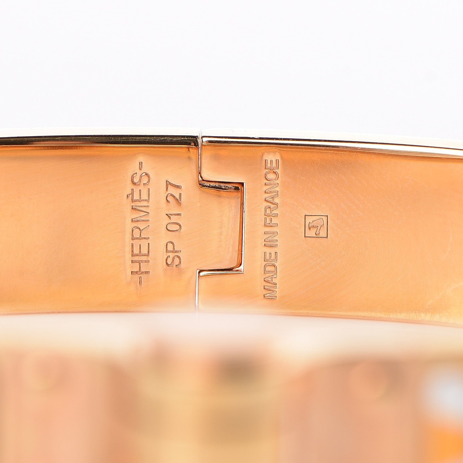 Hermes Enamel Printed Narrow Mors A Jouts Tatoo Hinged Bracelet M 3 of 5
