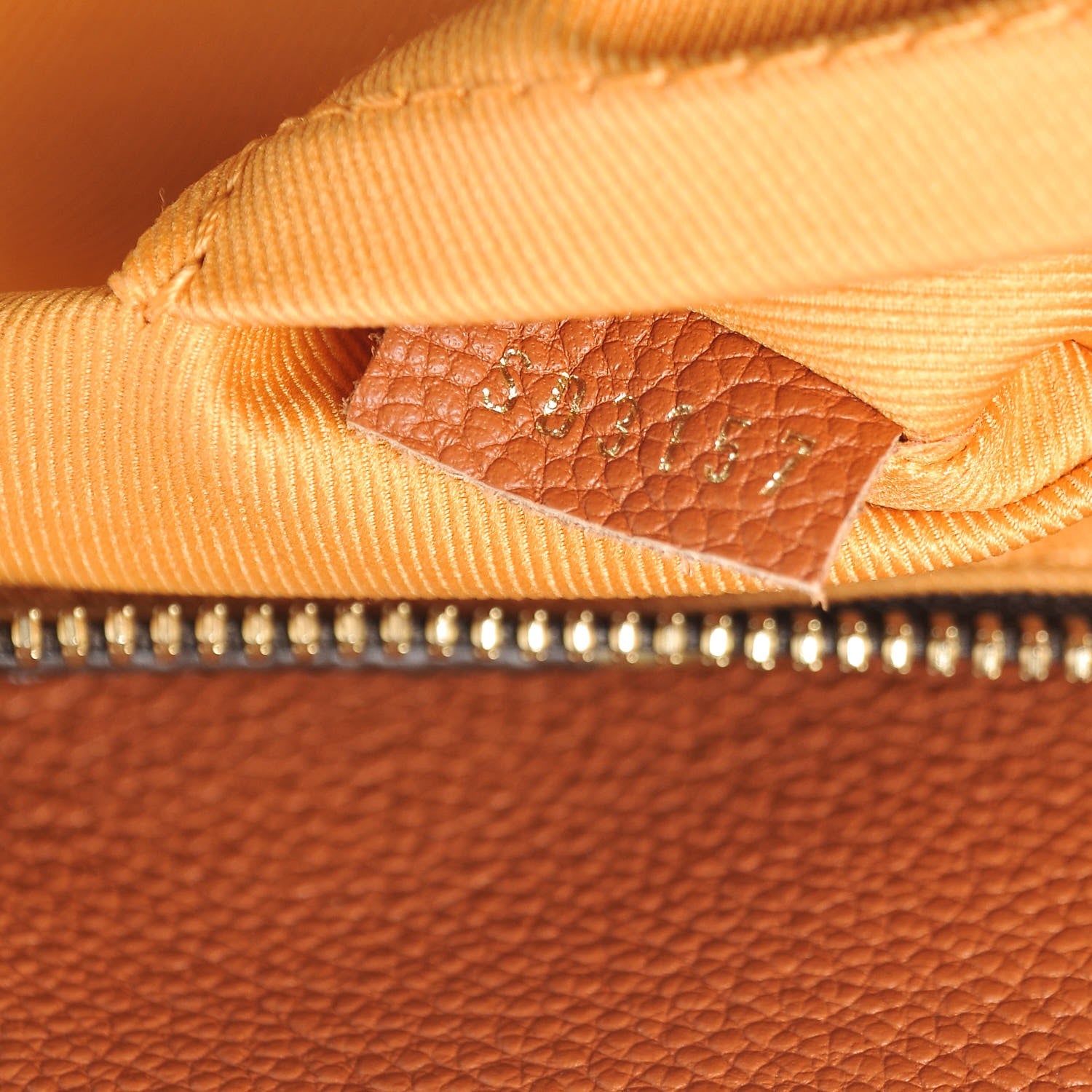 Louis Vuitton Monogram Manhattan NM Caramel 8 of 8