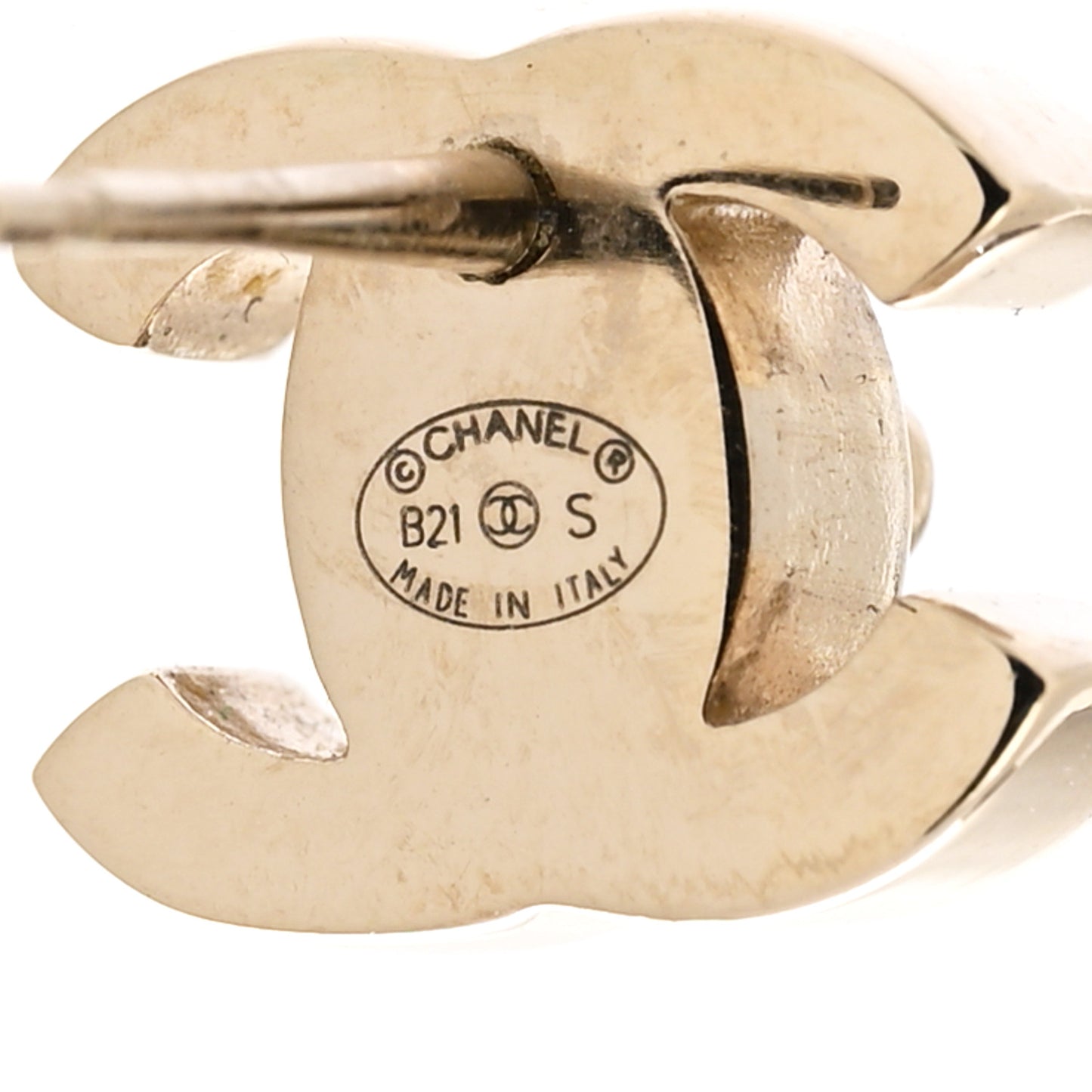 Metal CC Turnlock Earrings Gold