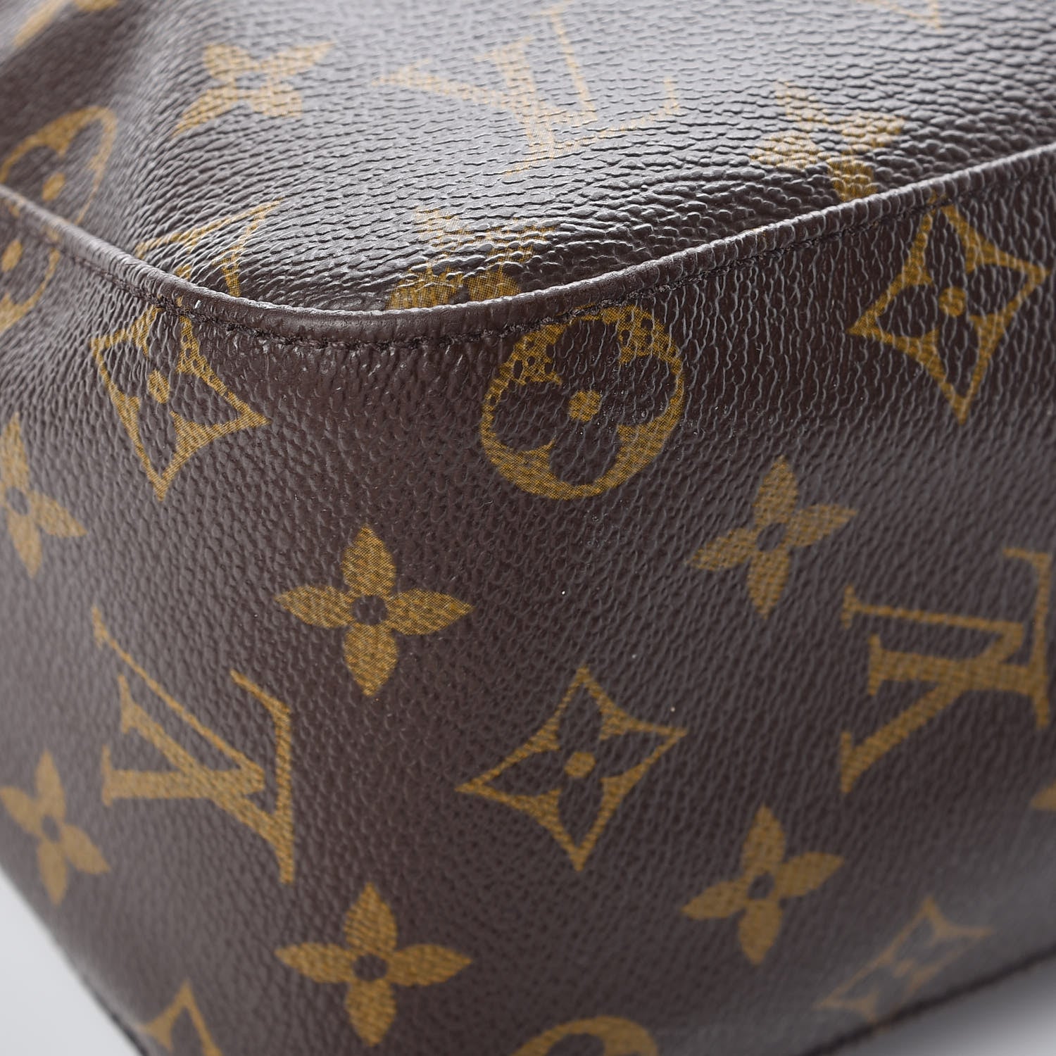 Louis Vuitton Monogram Looping MM 17 of 18