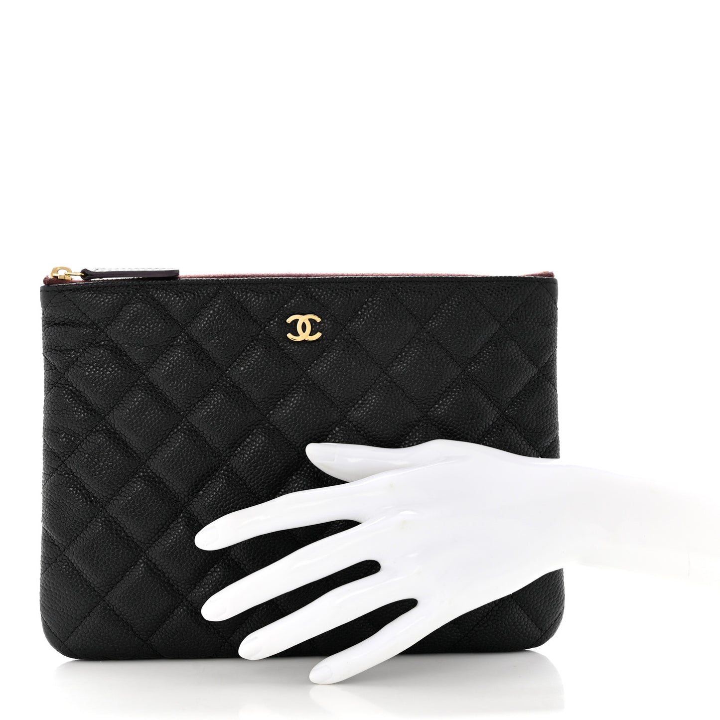 Caviar Quilted Medium Cosmetic Case Black